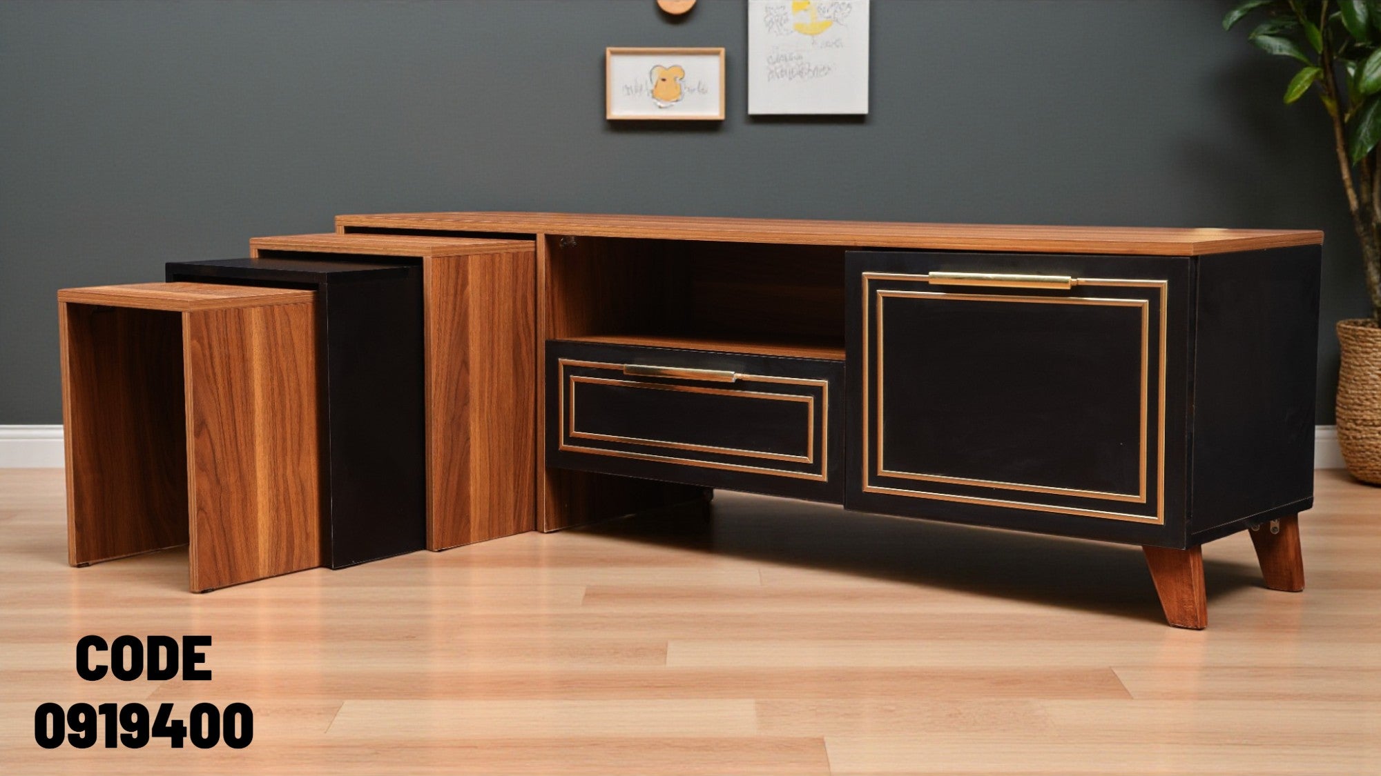 ترابيزة تليفزيون 194