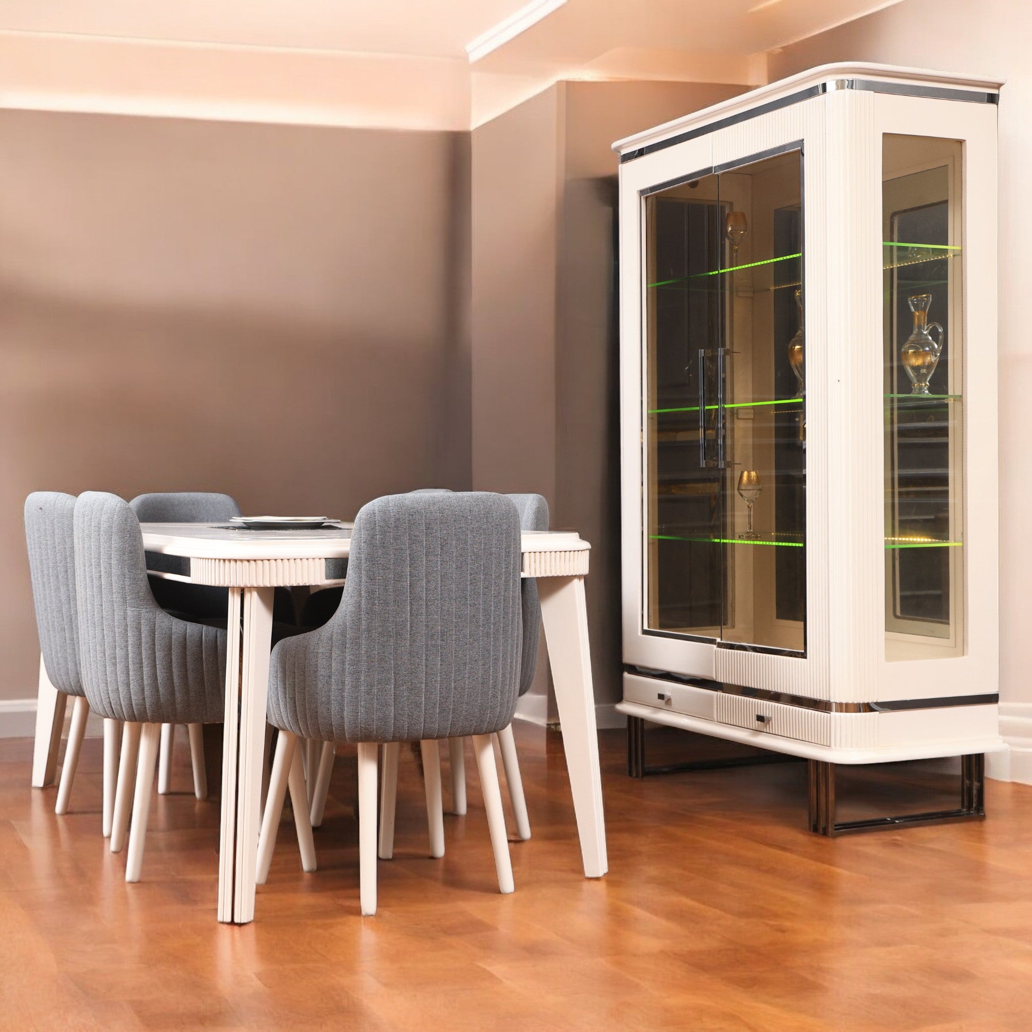 غرفة سفرة 545