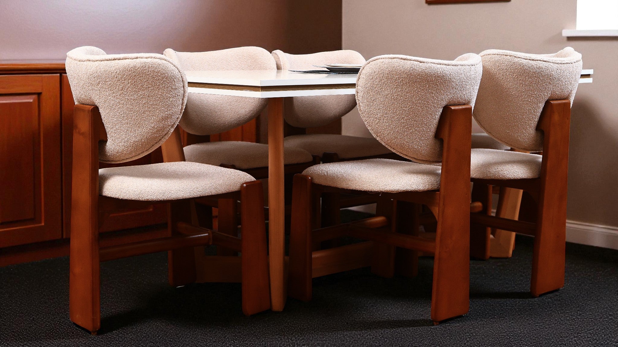 ترابيزة سفرة 589