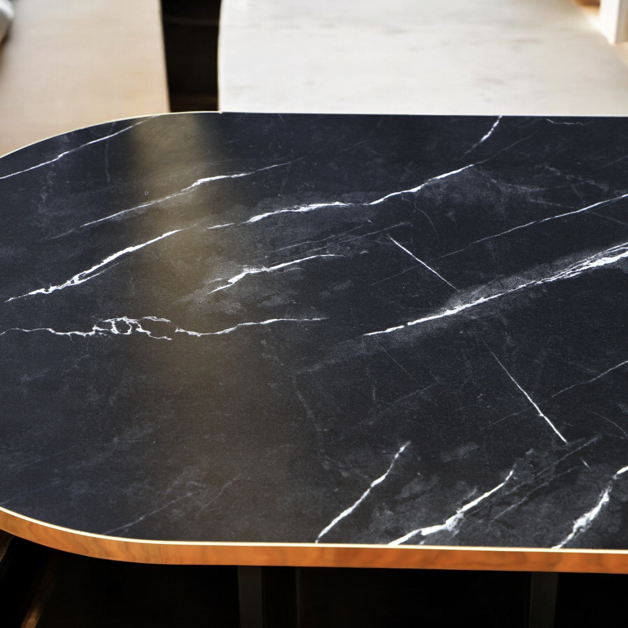 ترابيزة تليفزيون 196