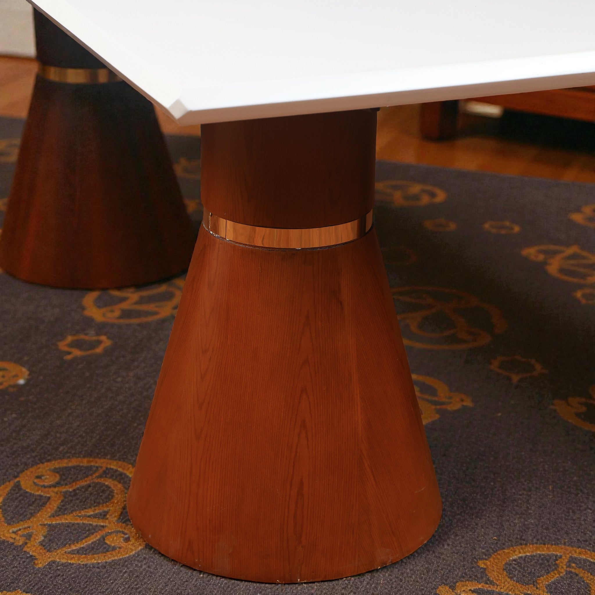 ترابيزة سفرة 663