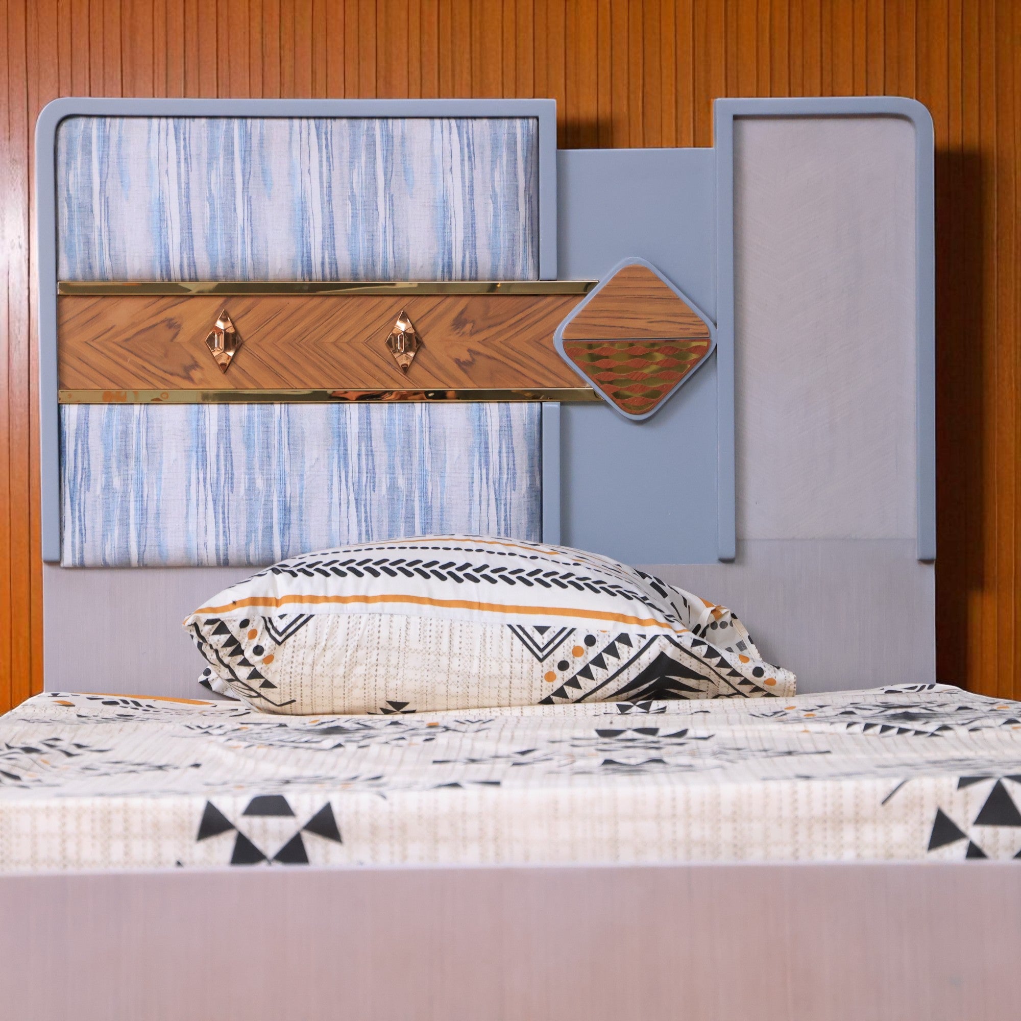 سرير اطفال 231