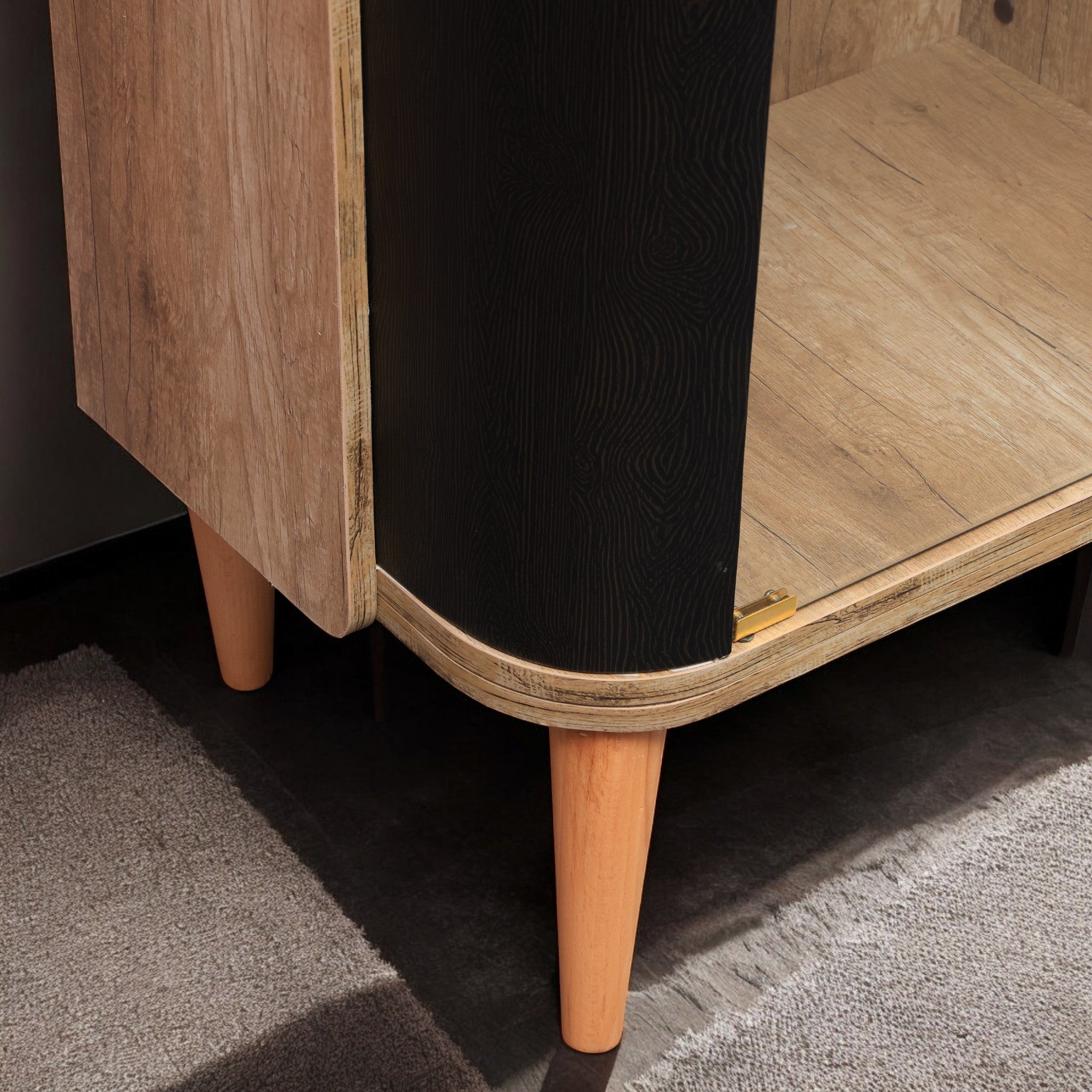 غرفة سفرة 104