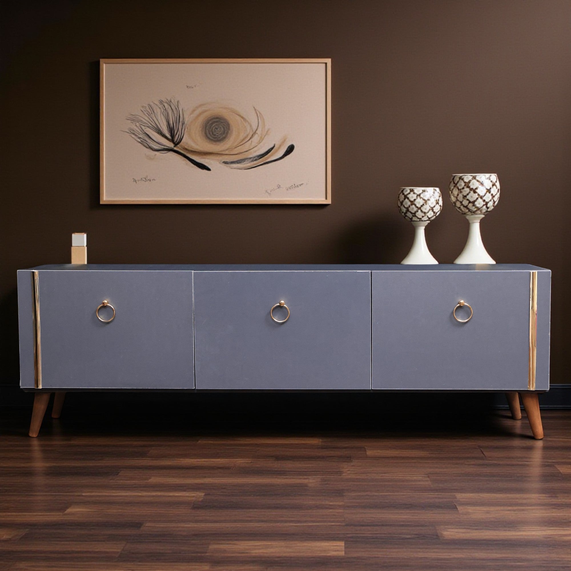 ترابيزة تليفزيون 180