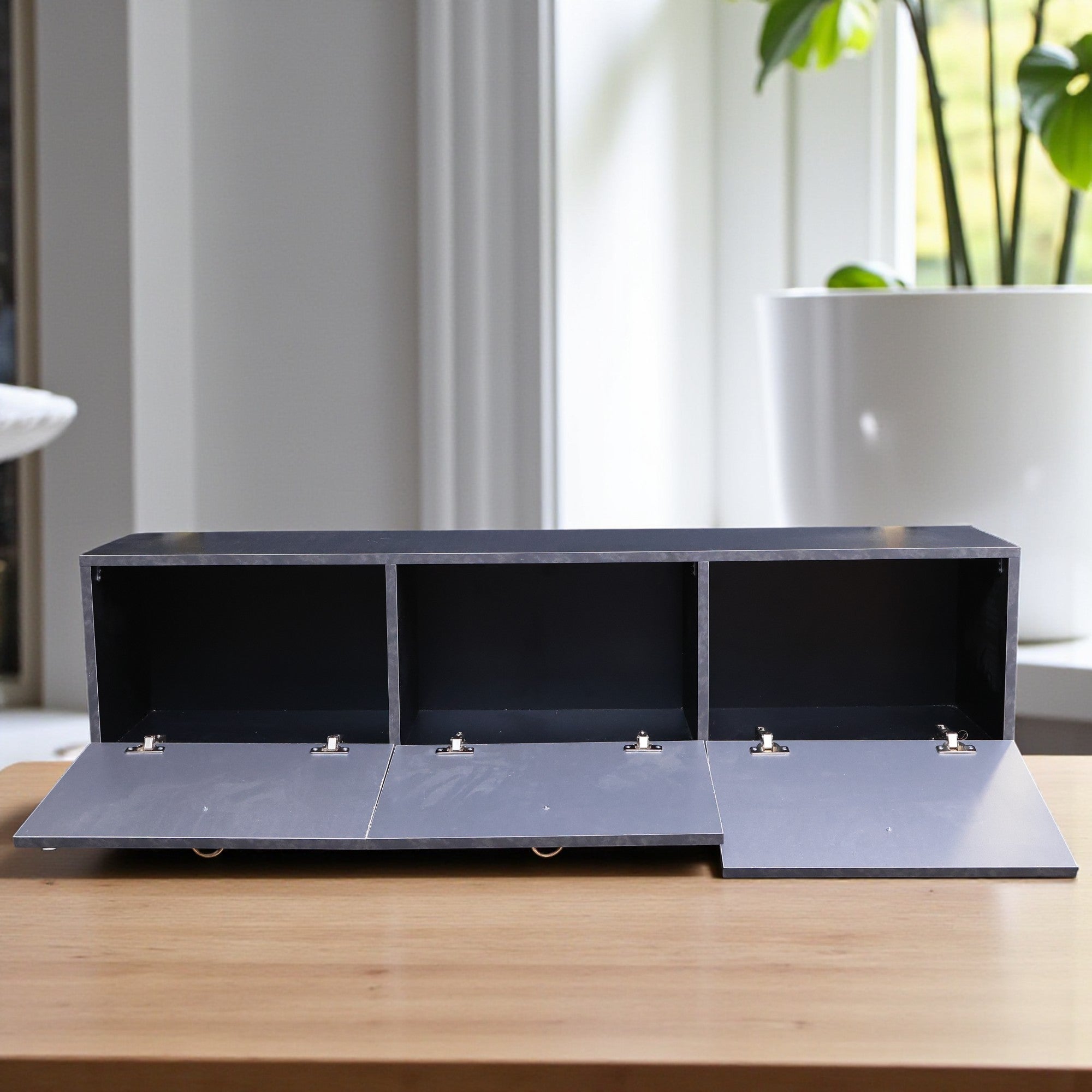 ترابيزة تليفزيون 180