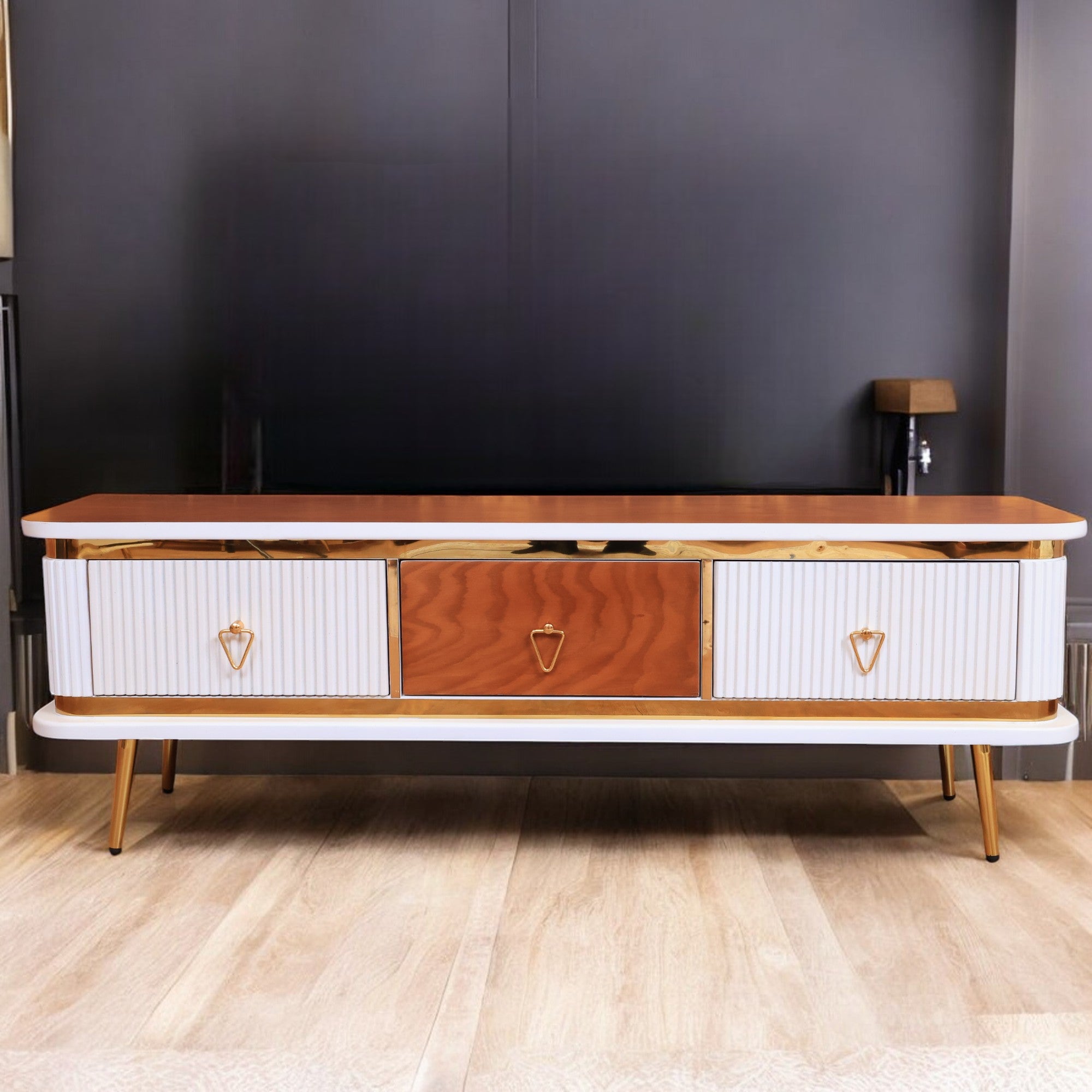 ترابيزة تليفزيون 146