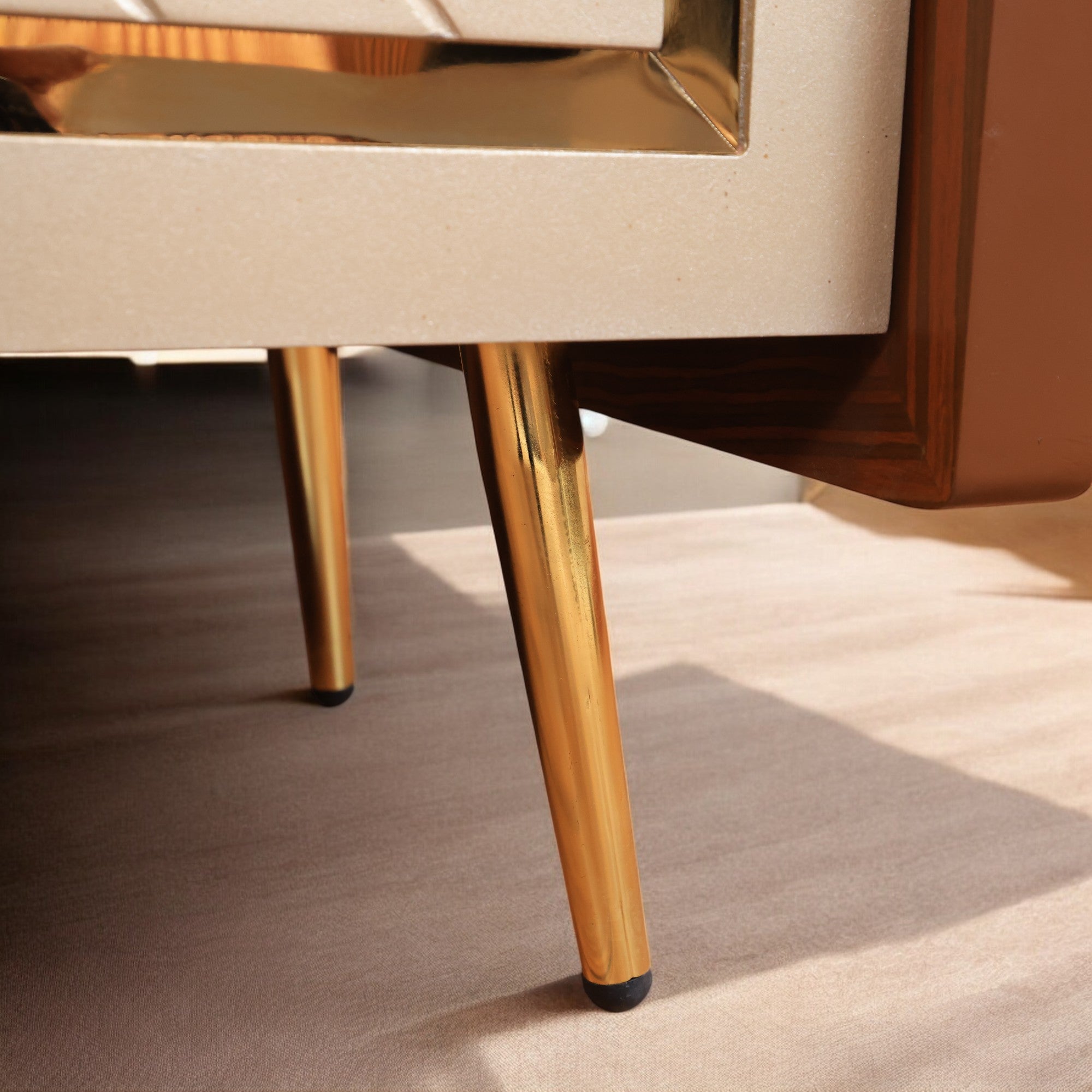 ترابيزة تليفزيون 147