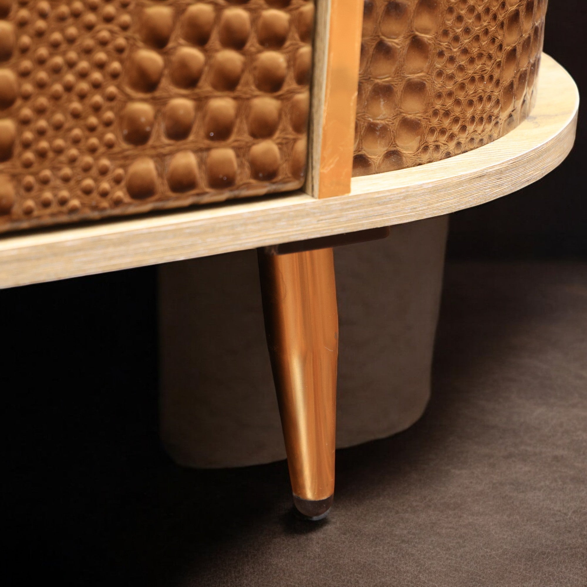 ترابيزة تليفزيون 185