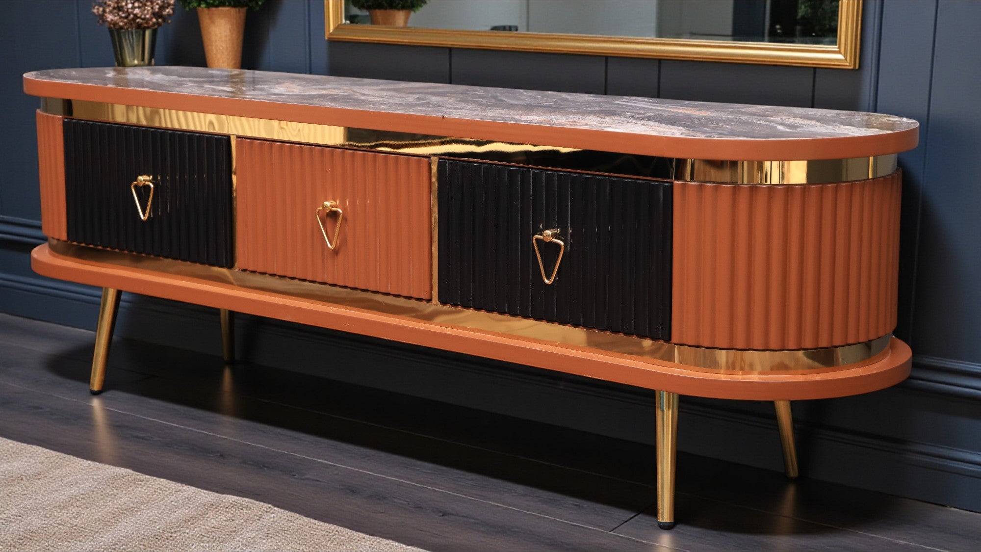 ترابيزة تليفزيون 179