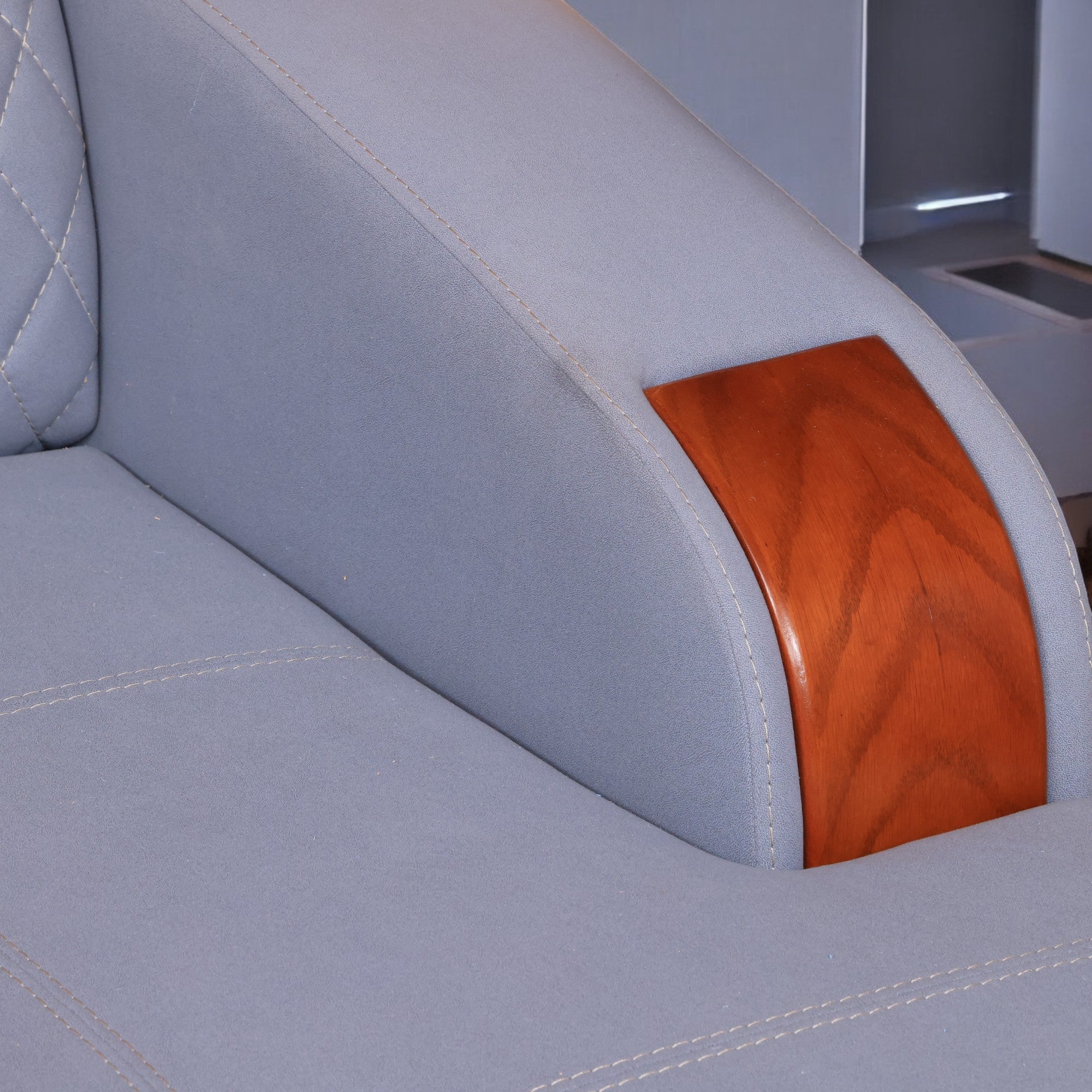 ركنة سرير وسحارة 205