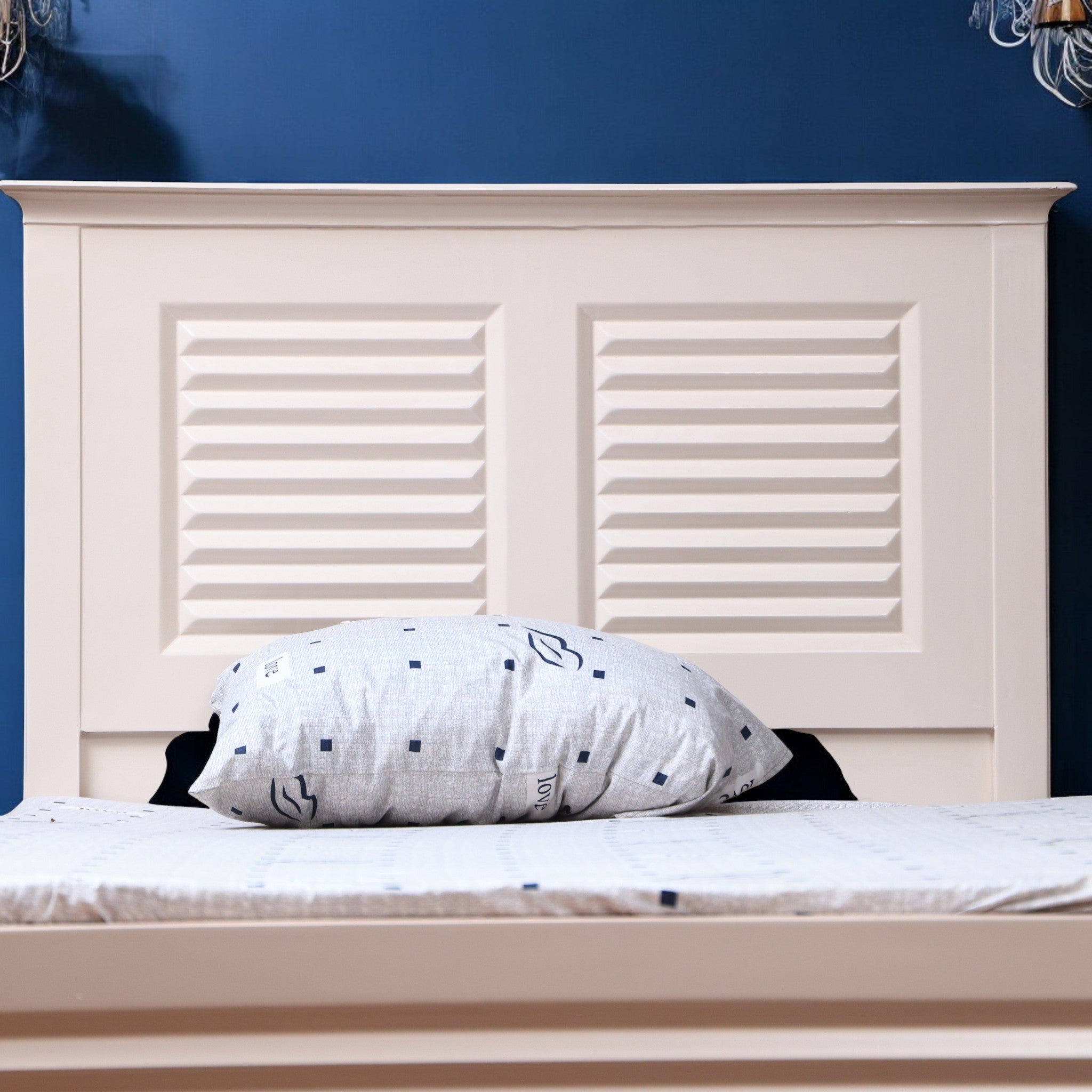 سرير اطفال 370