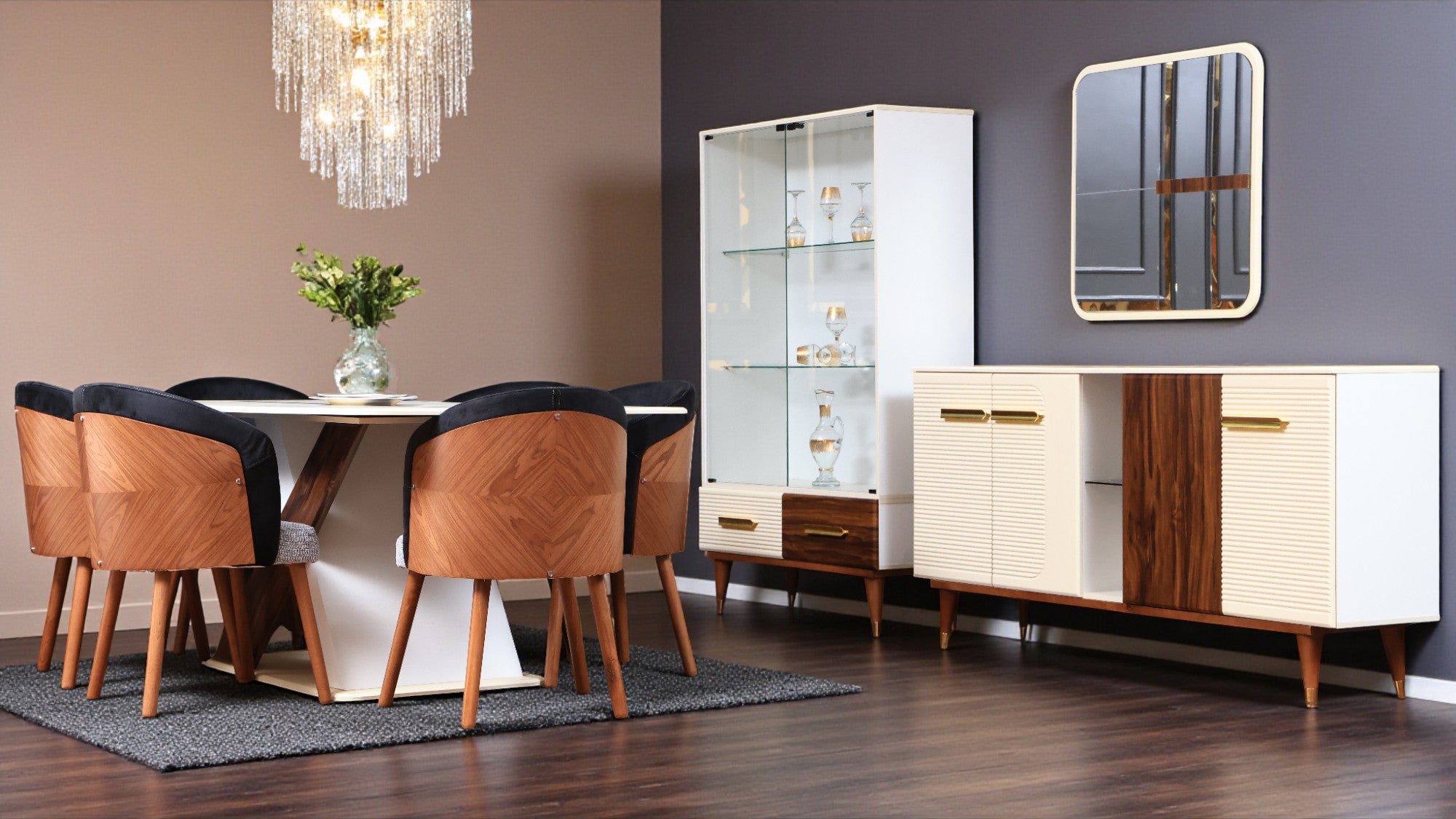 غرفة سفرة 423