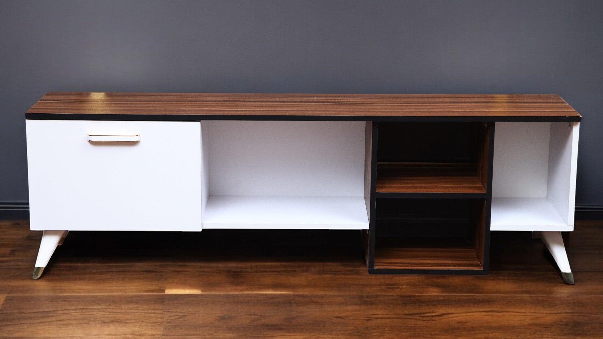 ترابيزة تليفزيون 187