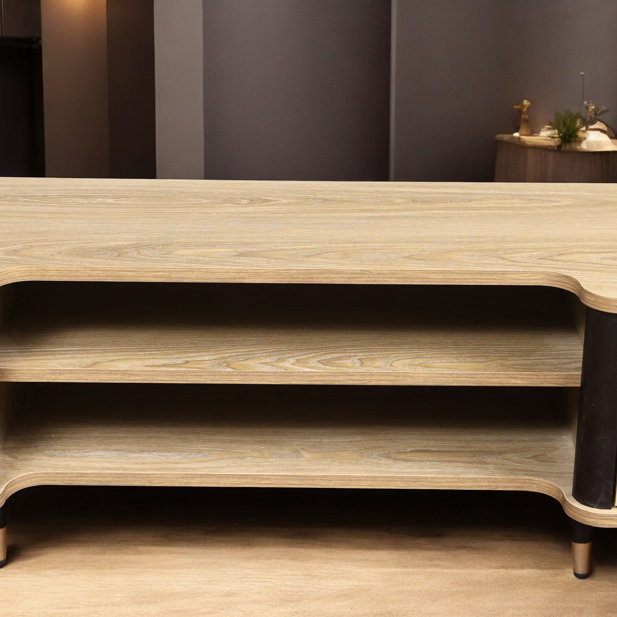 ترابيزة تليفزيون 188