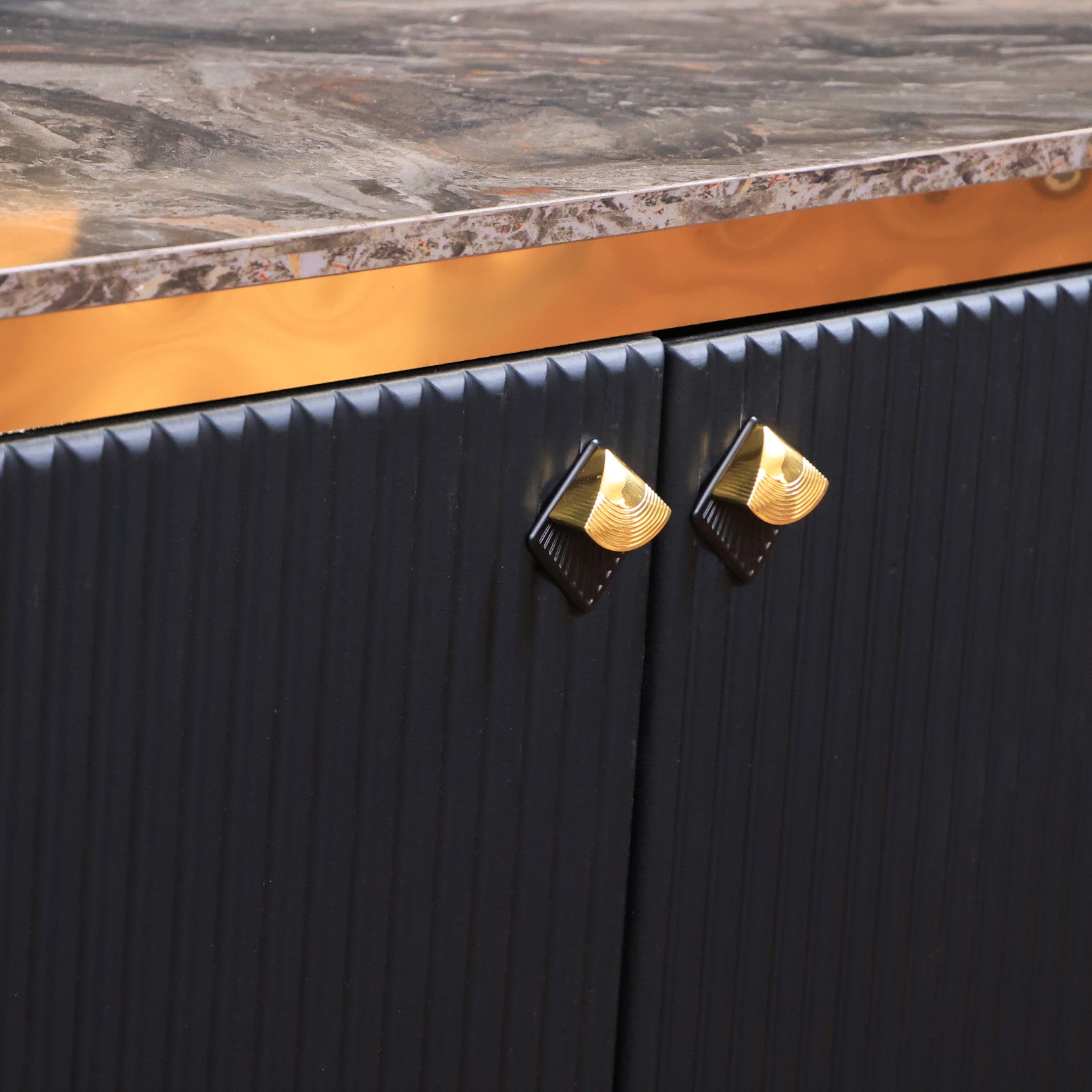 غرفة سفرة 430