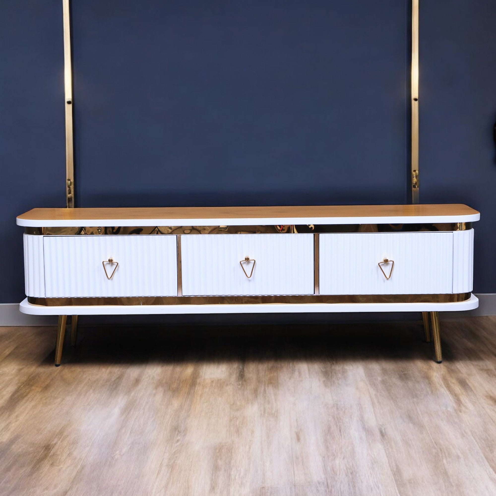 ترابيزة تليفزيون 166