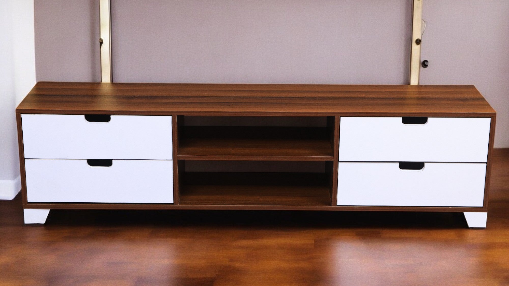 ترابيزة تليفزيون 191