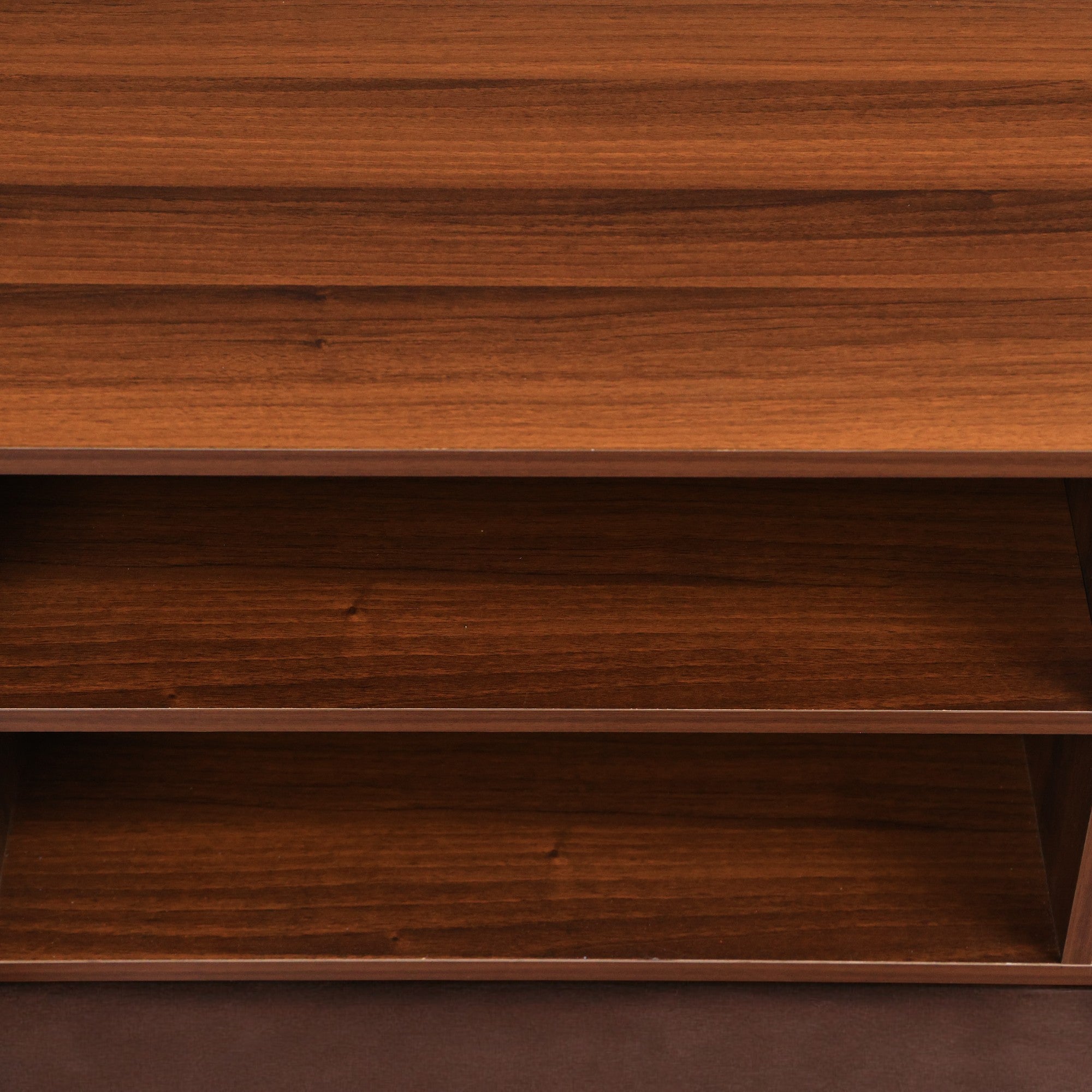 ترابيزة تليفزيون 191