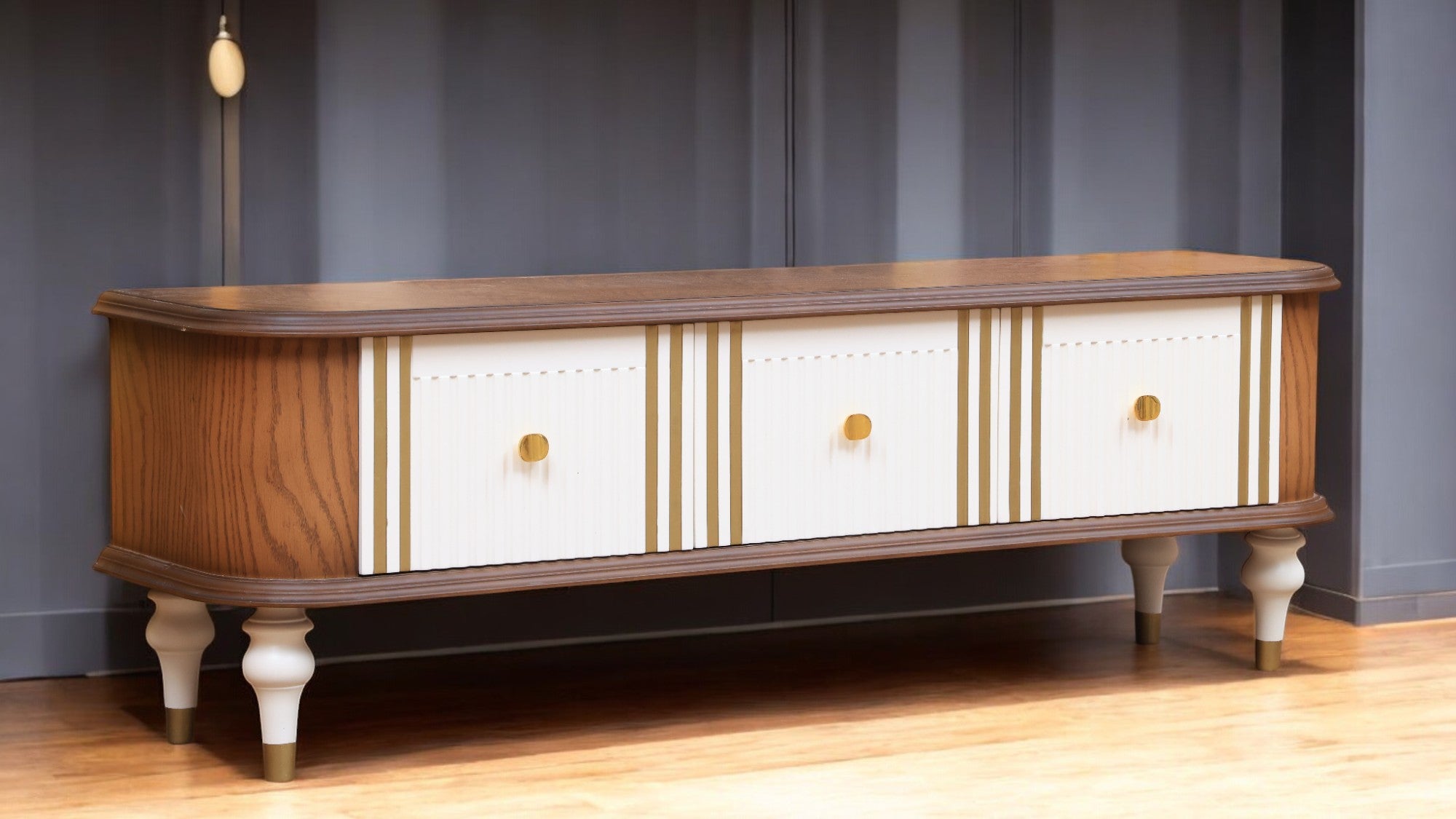 ترابيزة تليفزيون 150