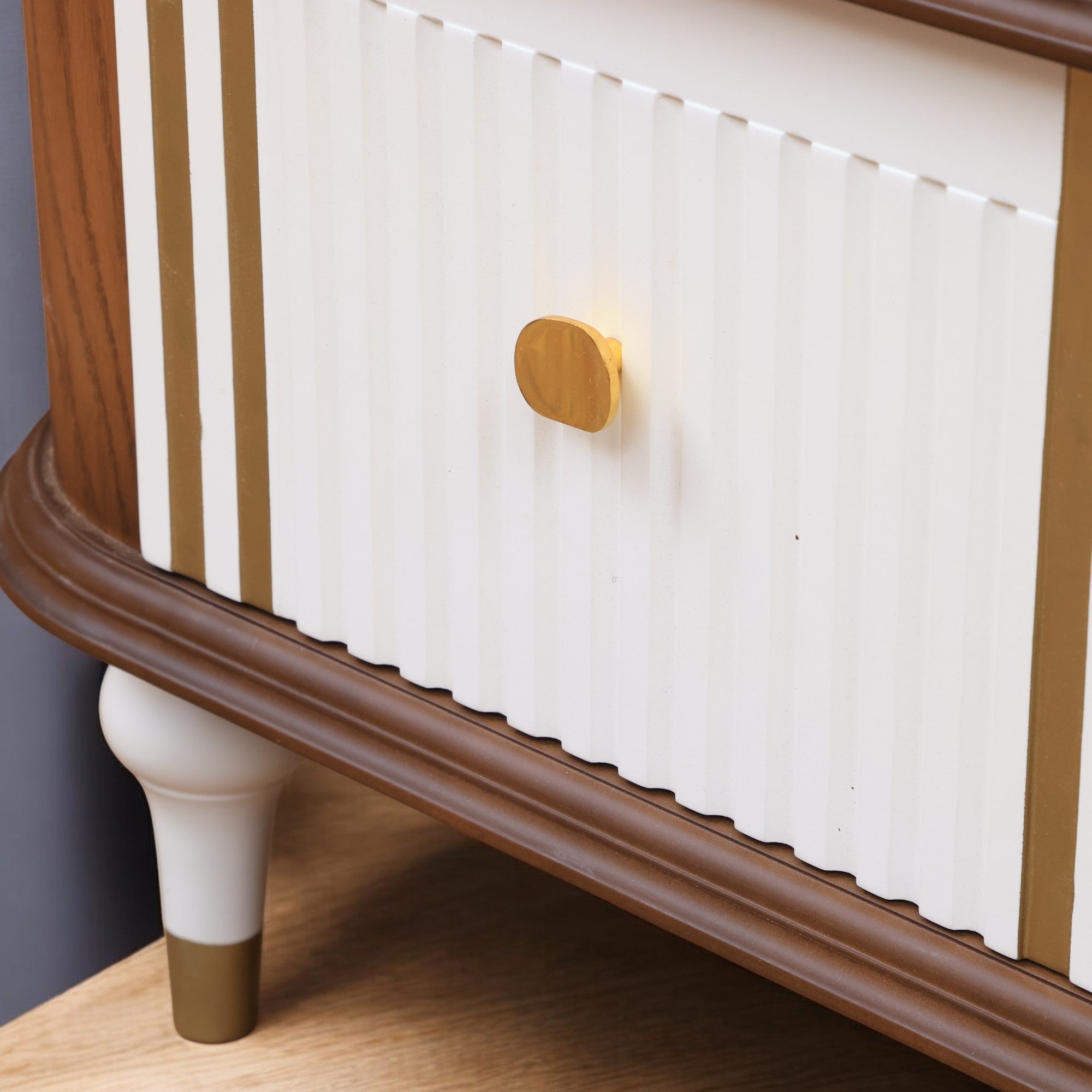 ترابيزة تليفزيون 150