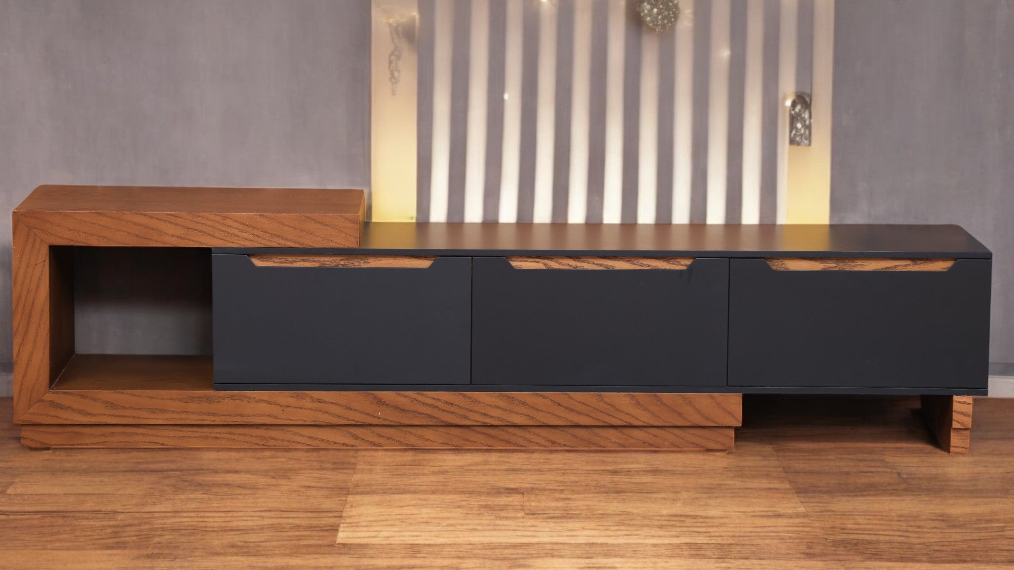 ترابيزة تليفزيون 151