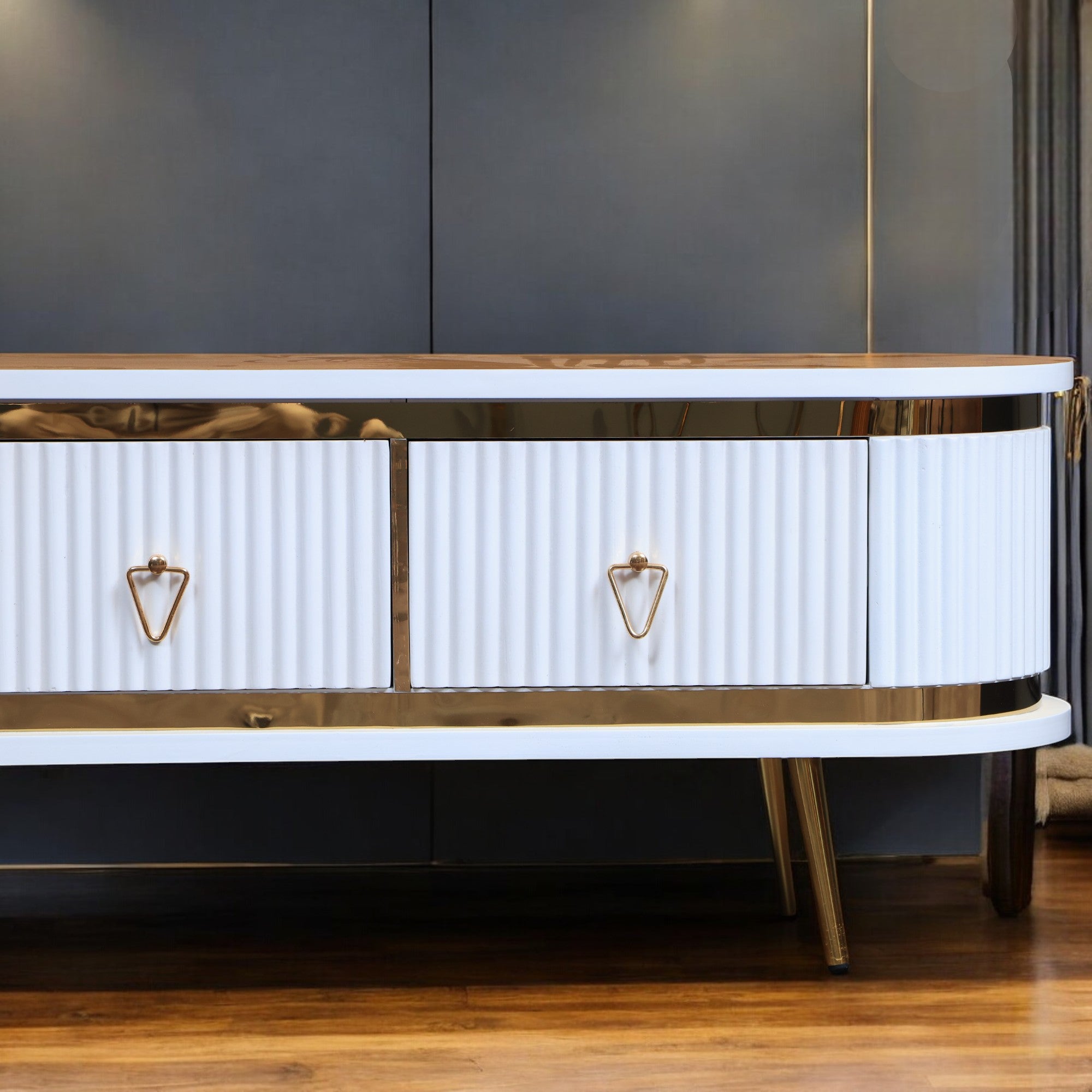 ترابيزة تليفزيون 159