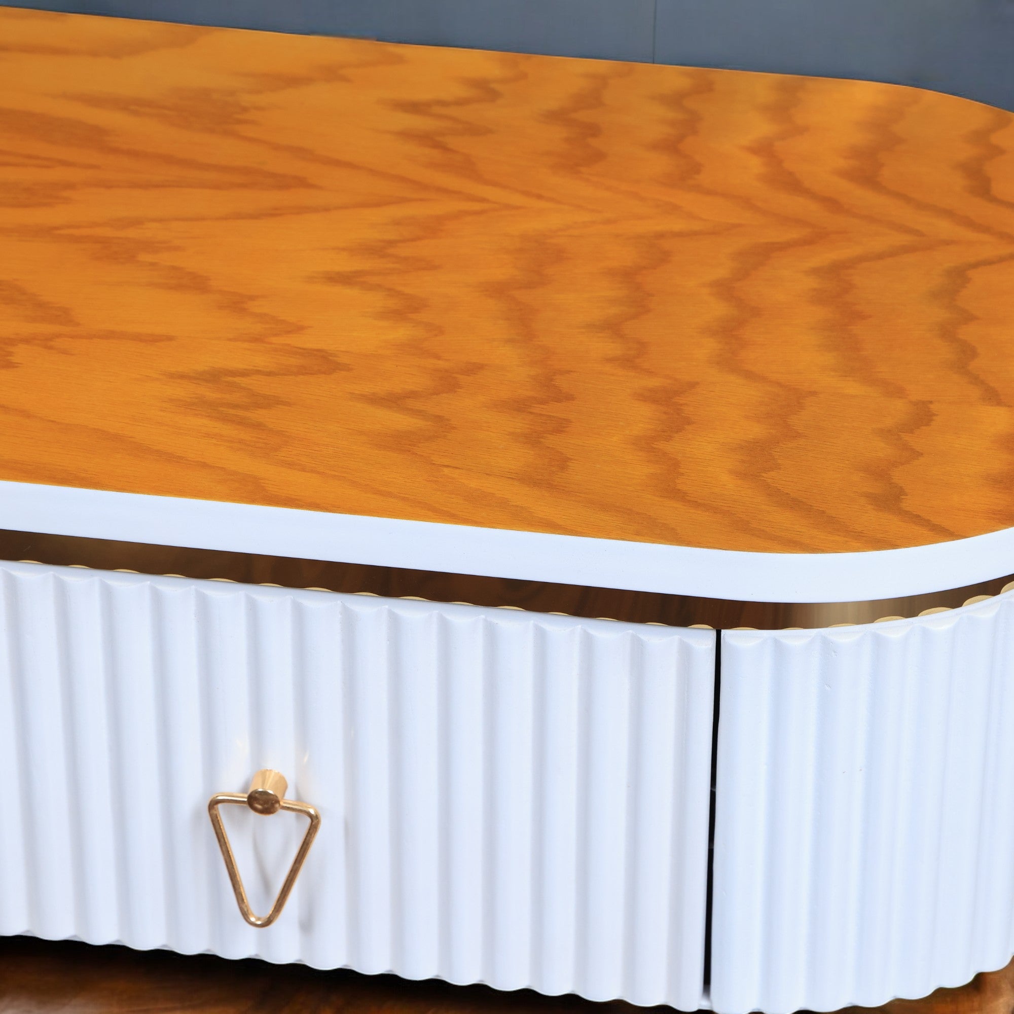 ترابيزة تليفزيون 159