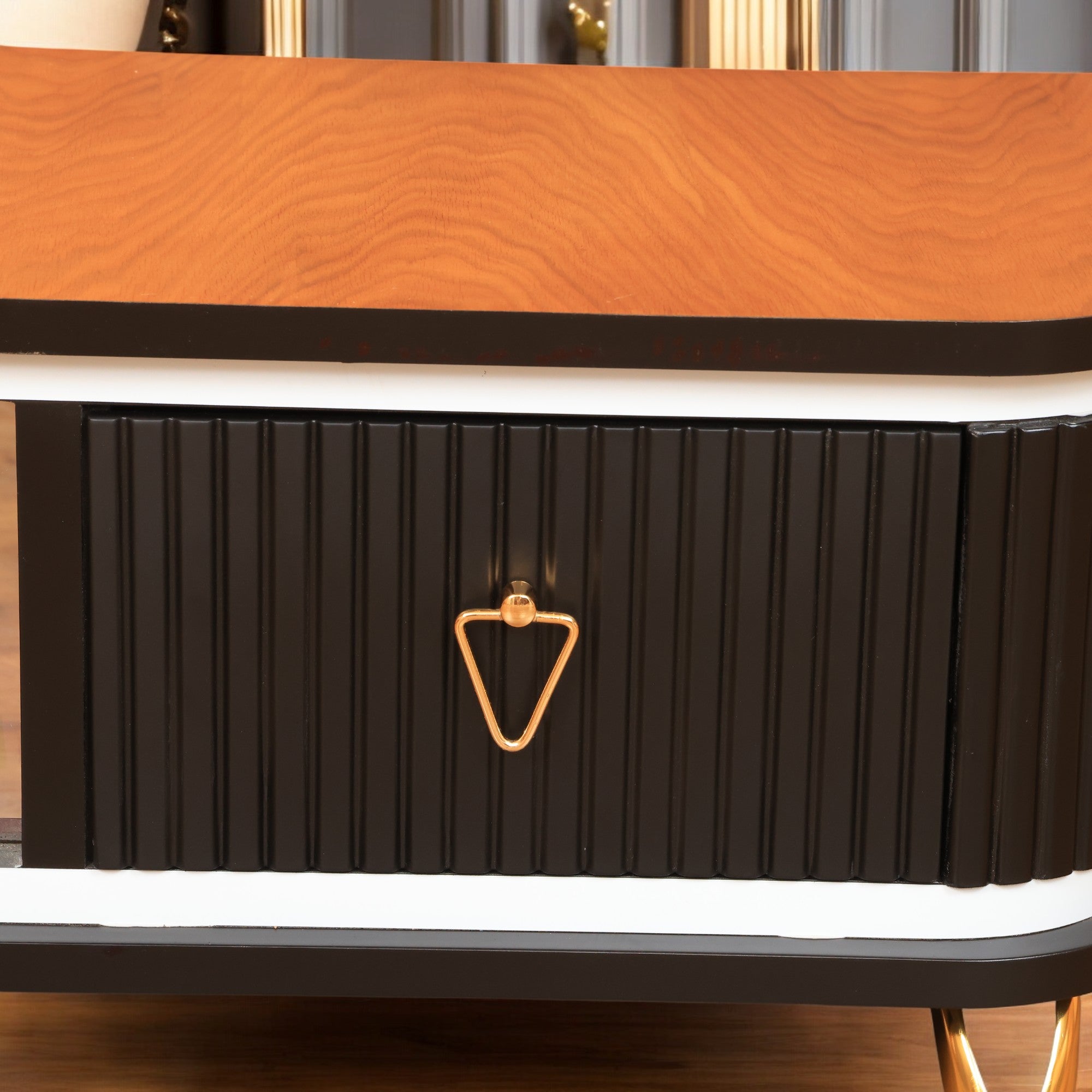 ترابيزة تليفزيون 155