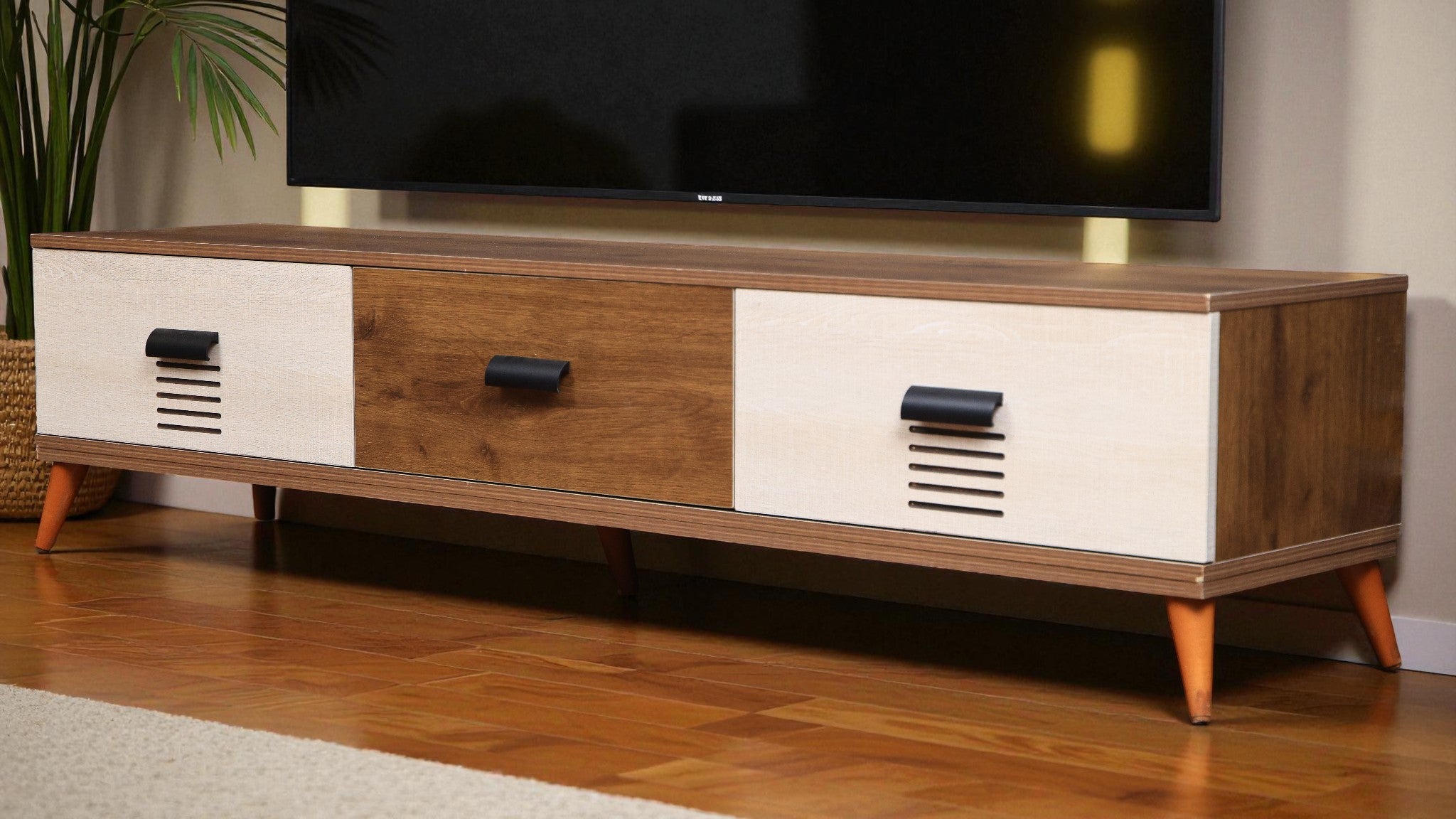 ترابيزة تليفزيون 183