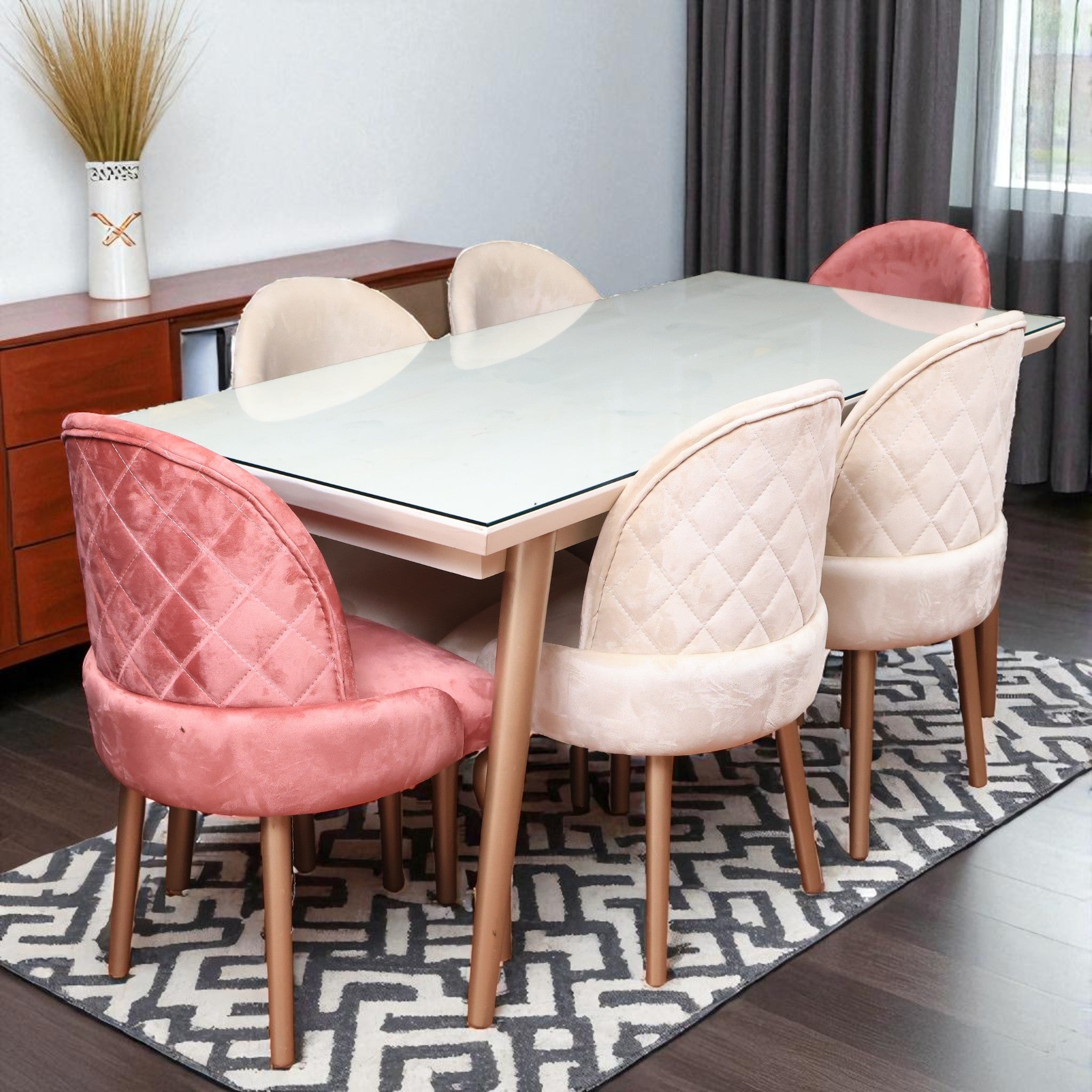 غرفة سفرة 370