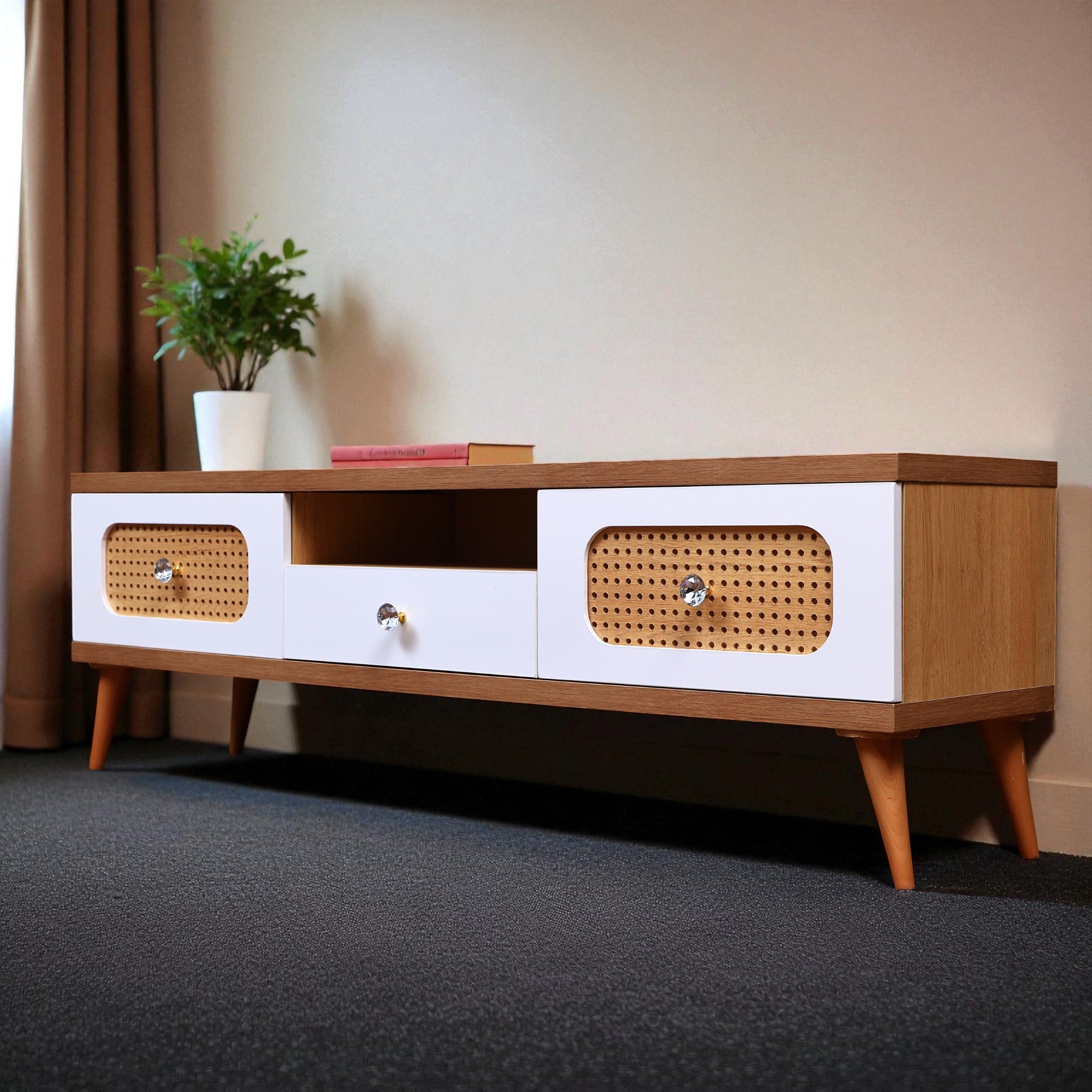 ترابيزة تليفزيون 201