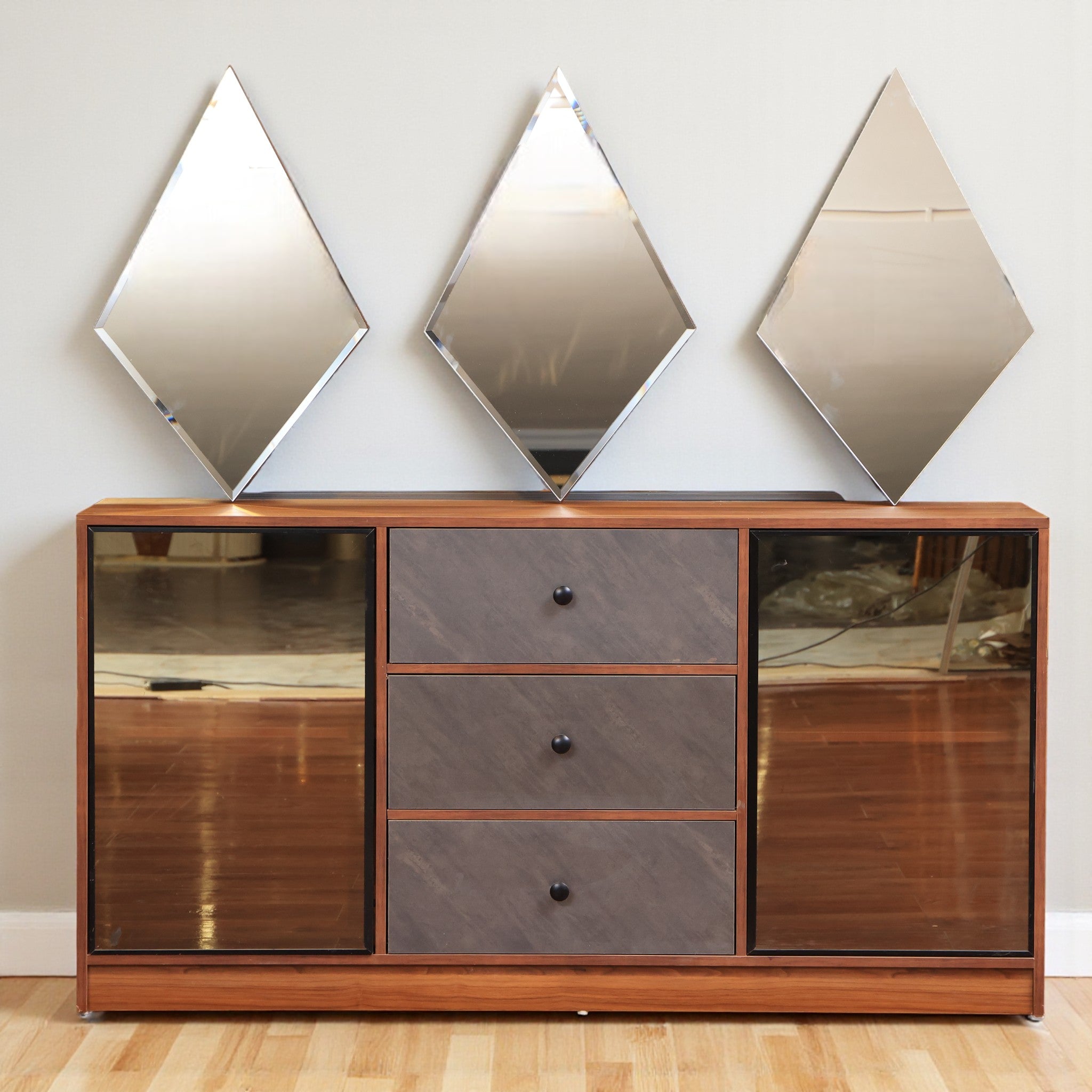 غرفة سفرة 326