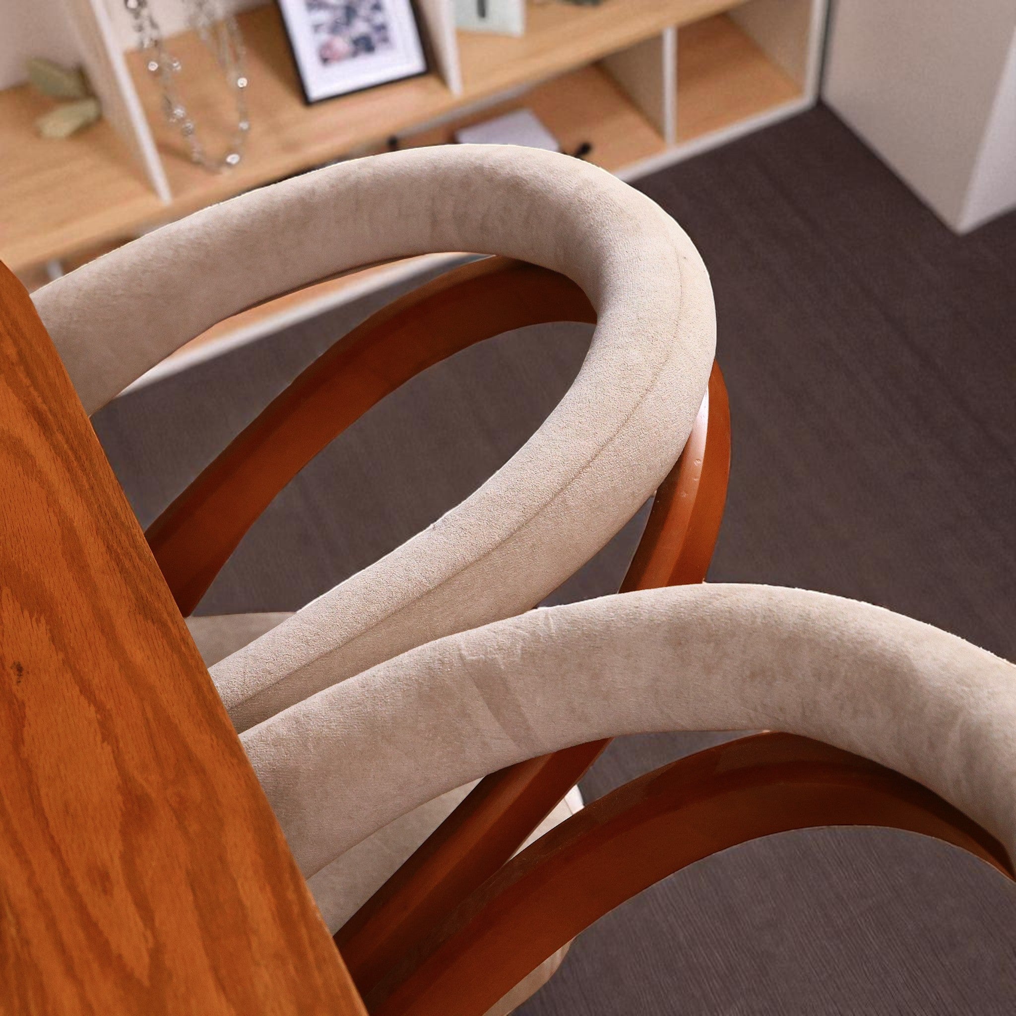 ترابيزة سفرة 556