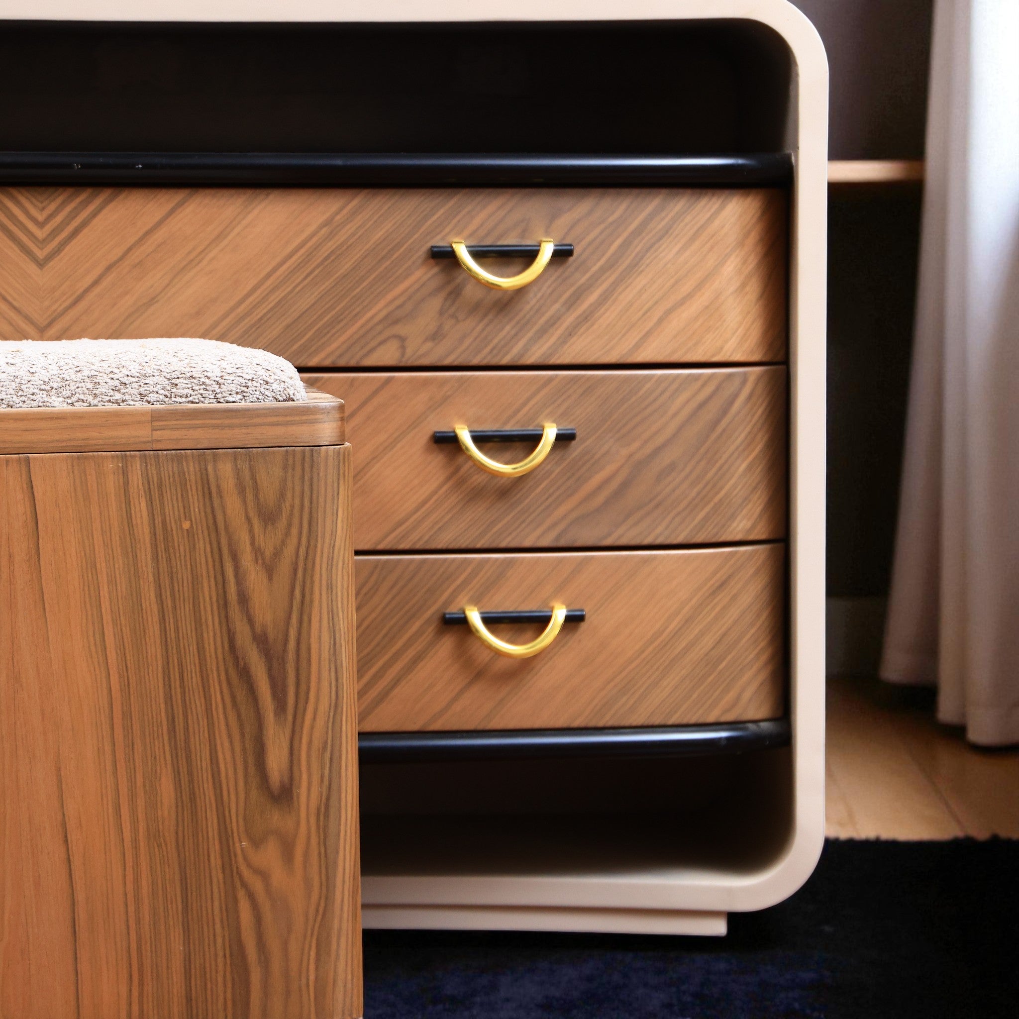 غرفة نوم ماستر 434