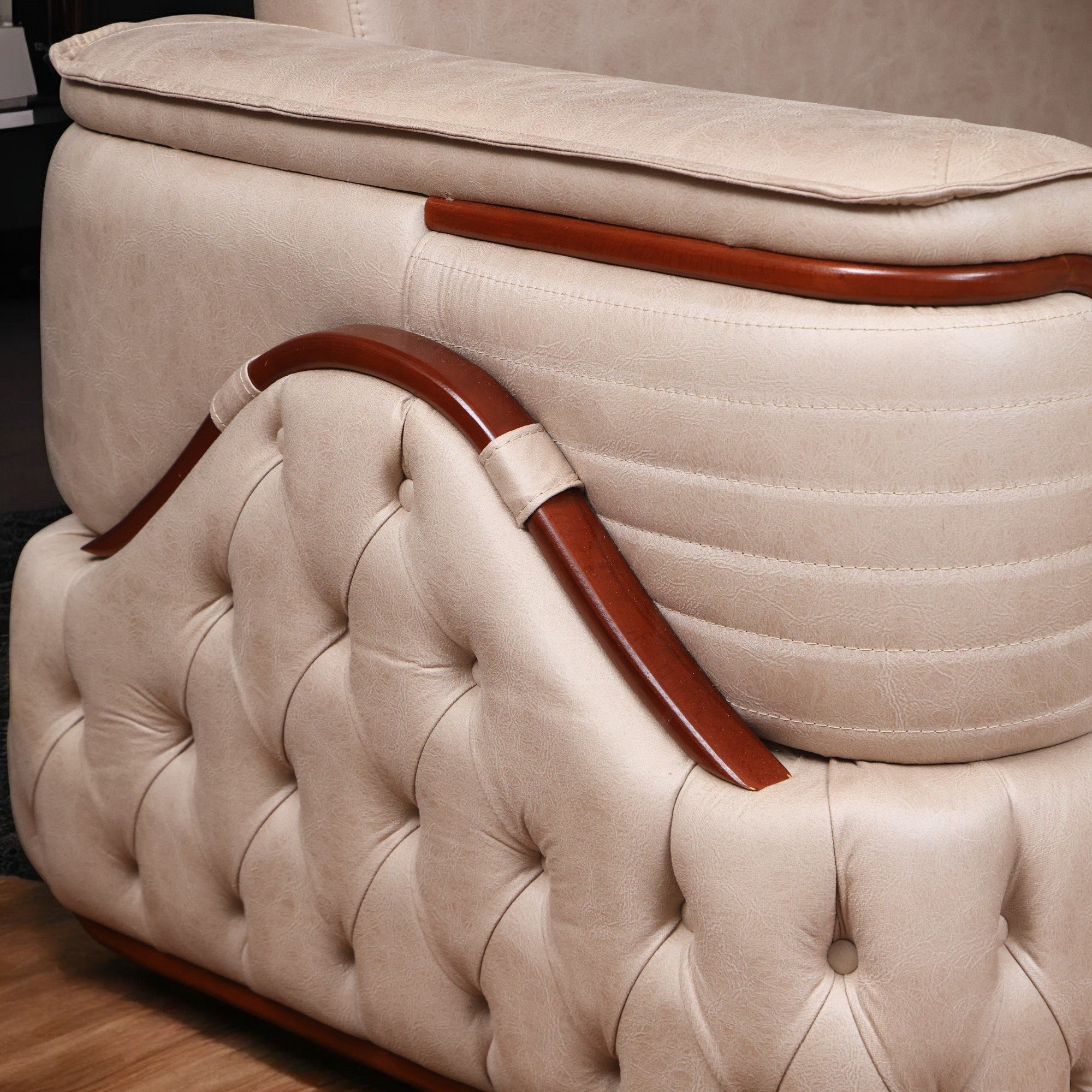 ركنة سرير وسحارة 315