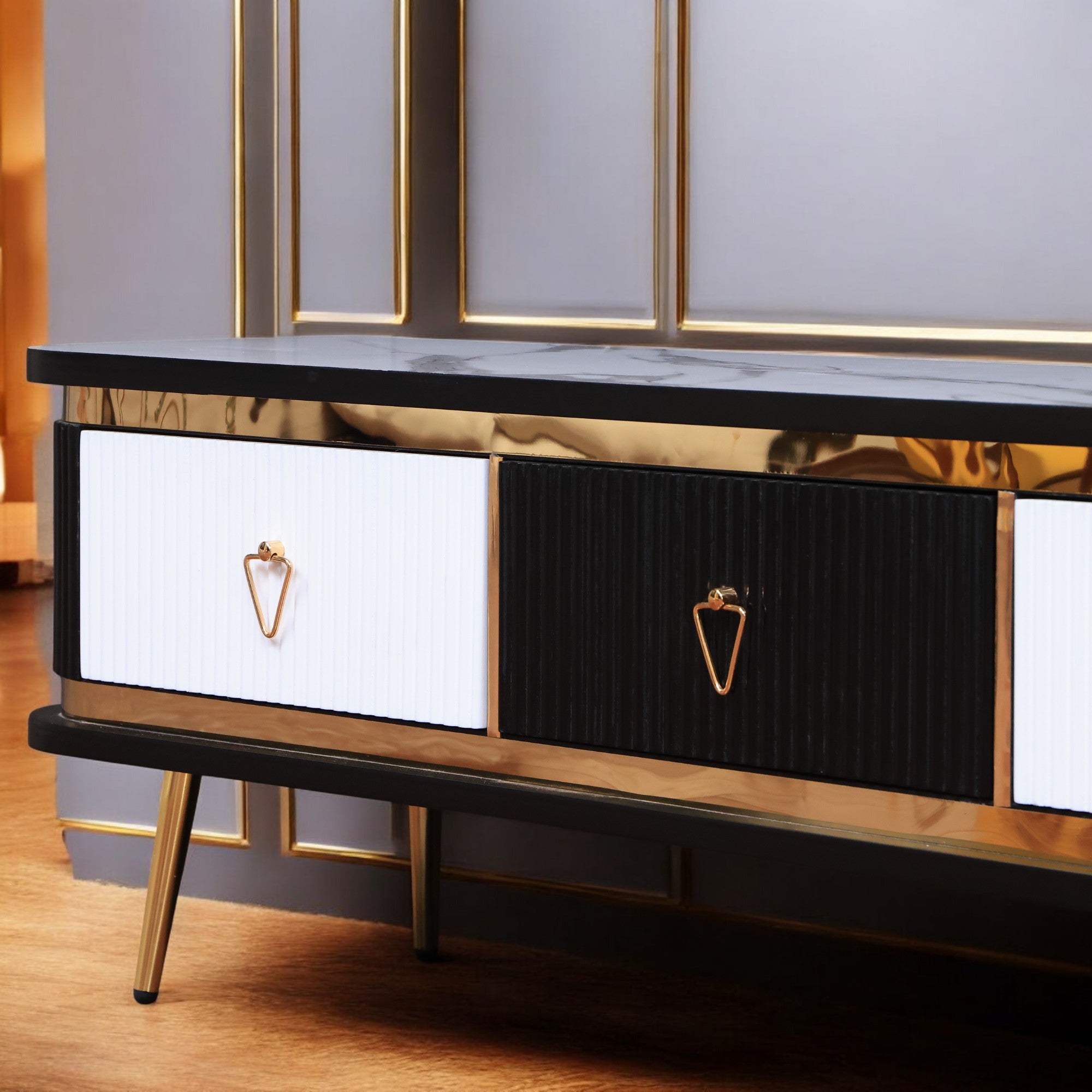 ترابيزة تليفزيون 164