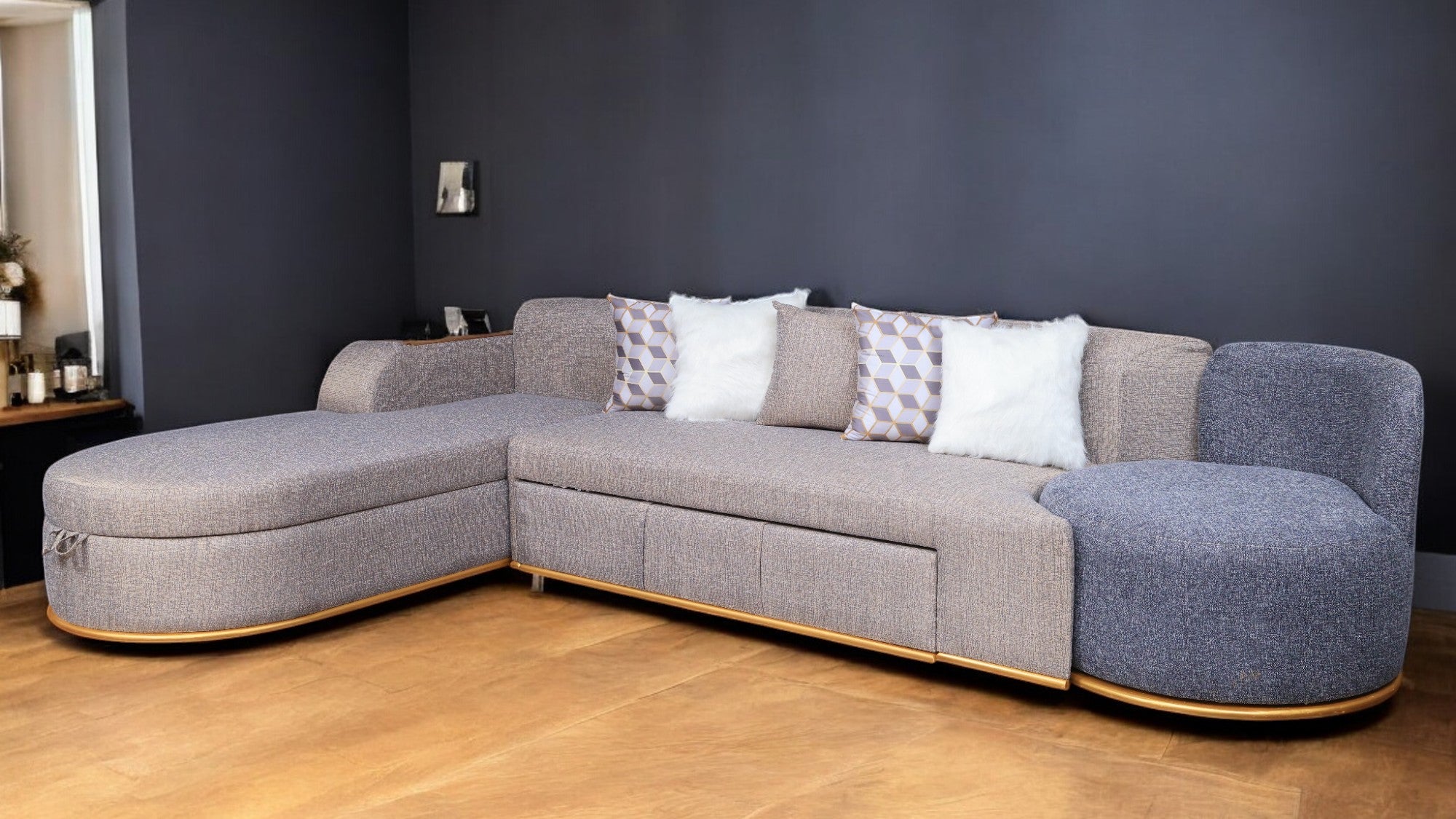 ركنة سرير وسحارة 240