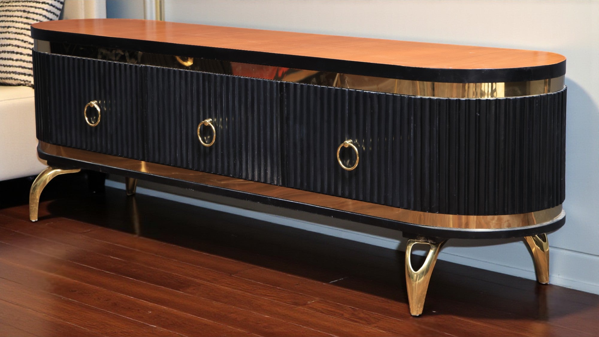 ترابيزة تليفزيون 171