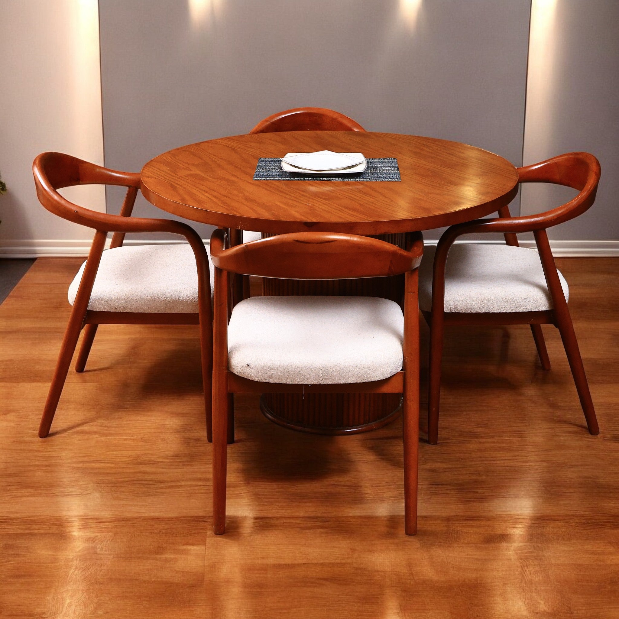 ترابيزة سفرة 560