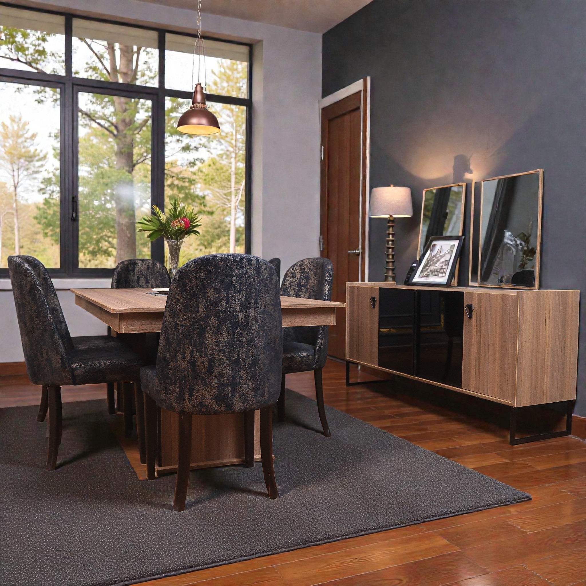 غرفة سفرة 643