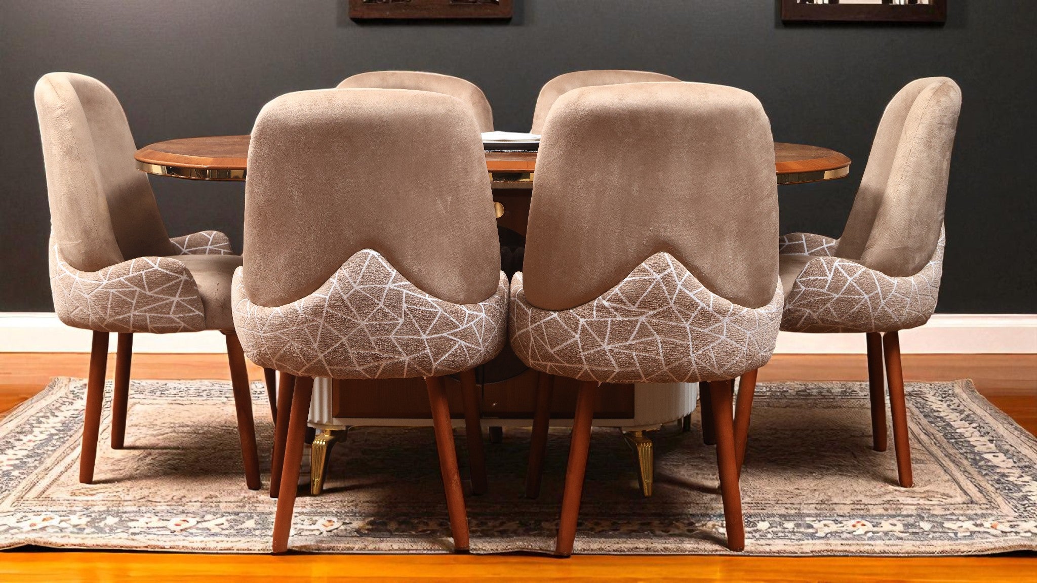 ترابيزة سفرة 551