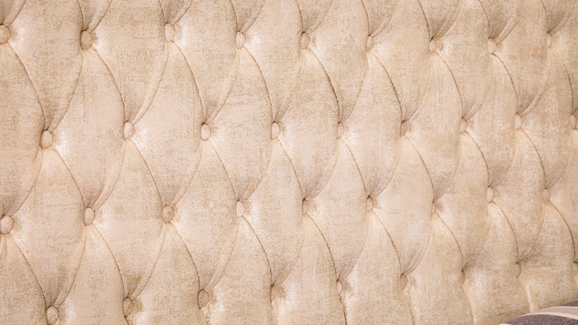 سرير ماستر 243