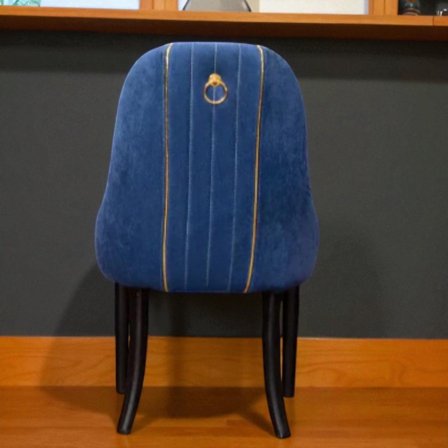 غرفة سفرة 151