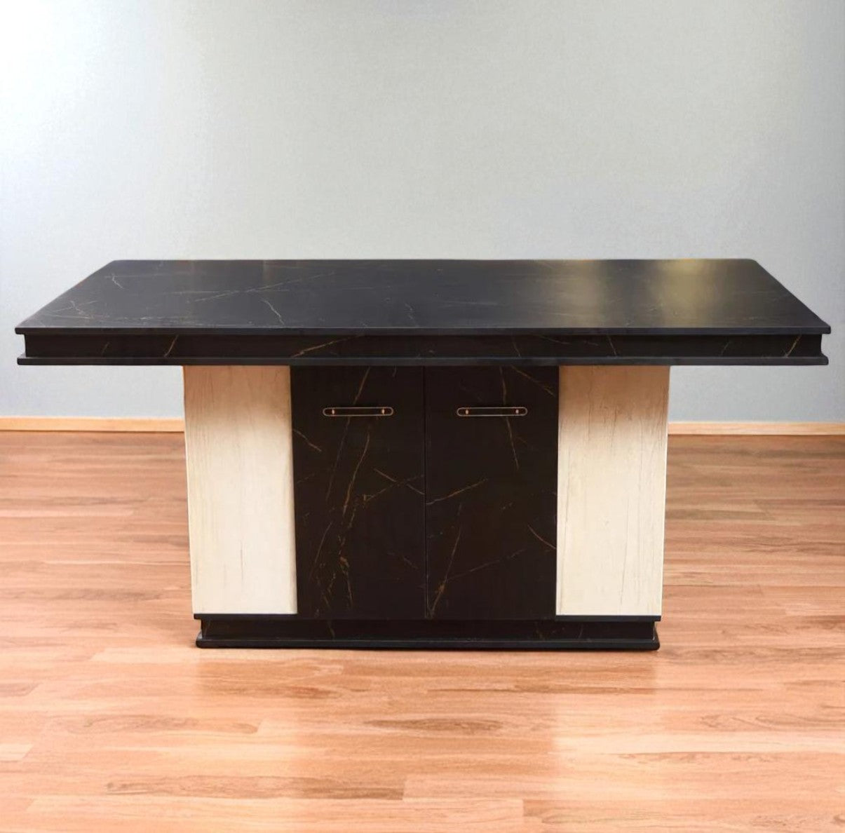 غرفة سفرة 514