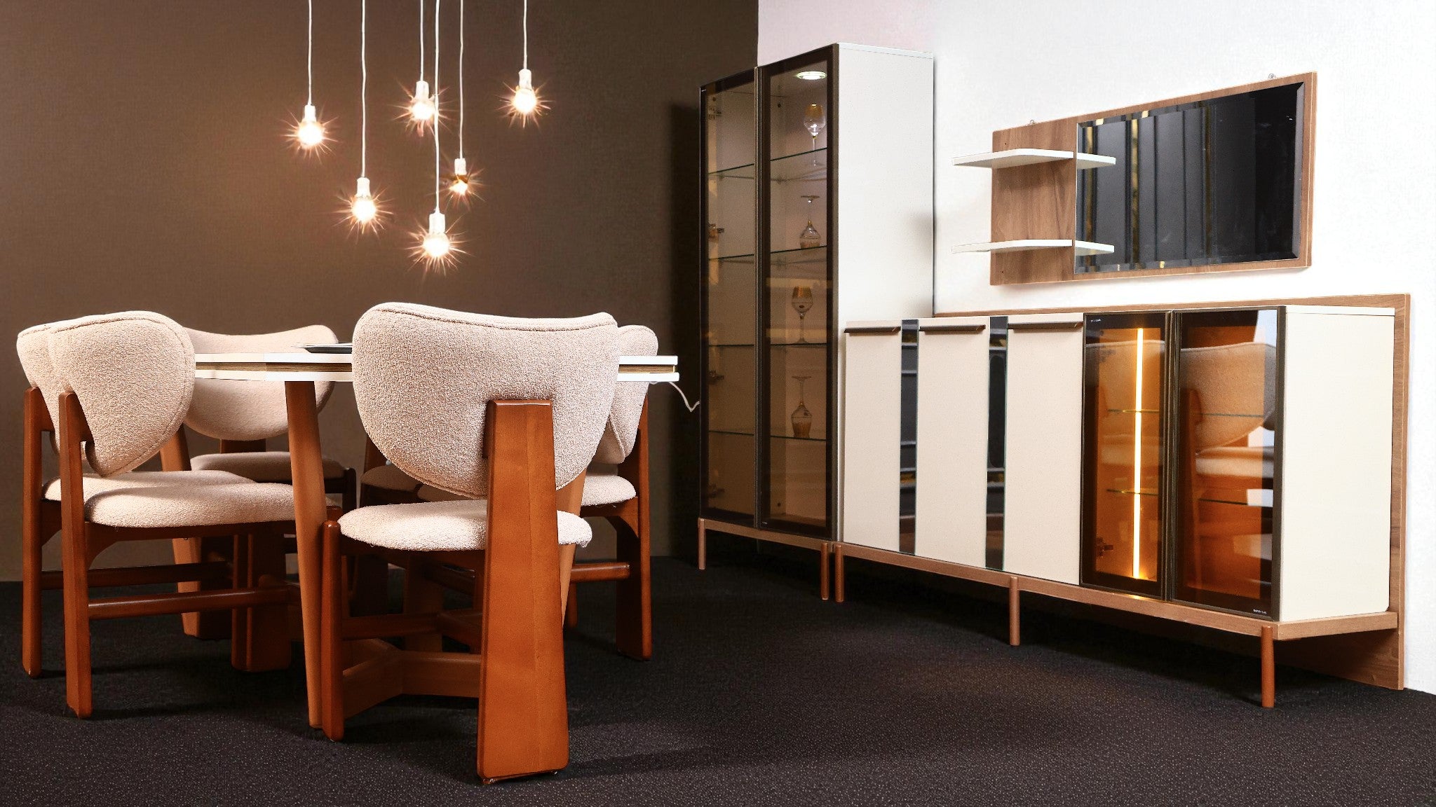 غرفة سفرة 586