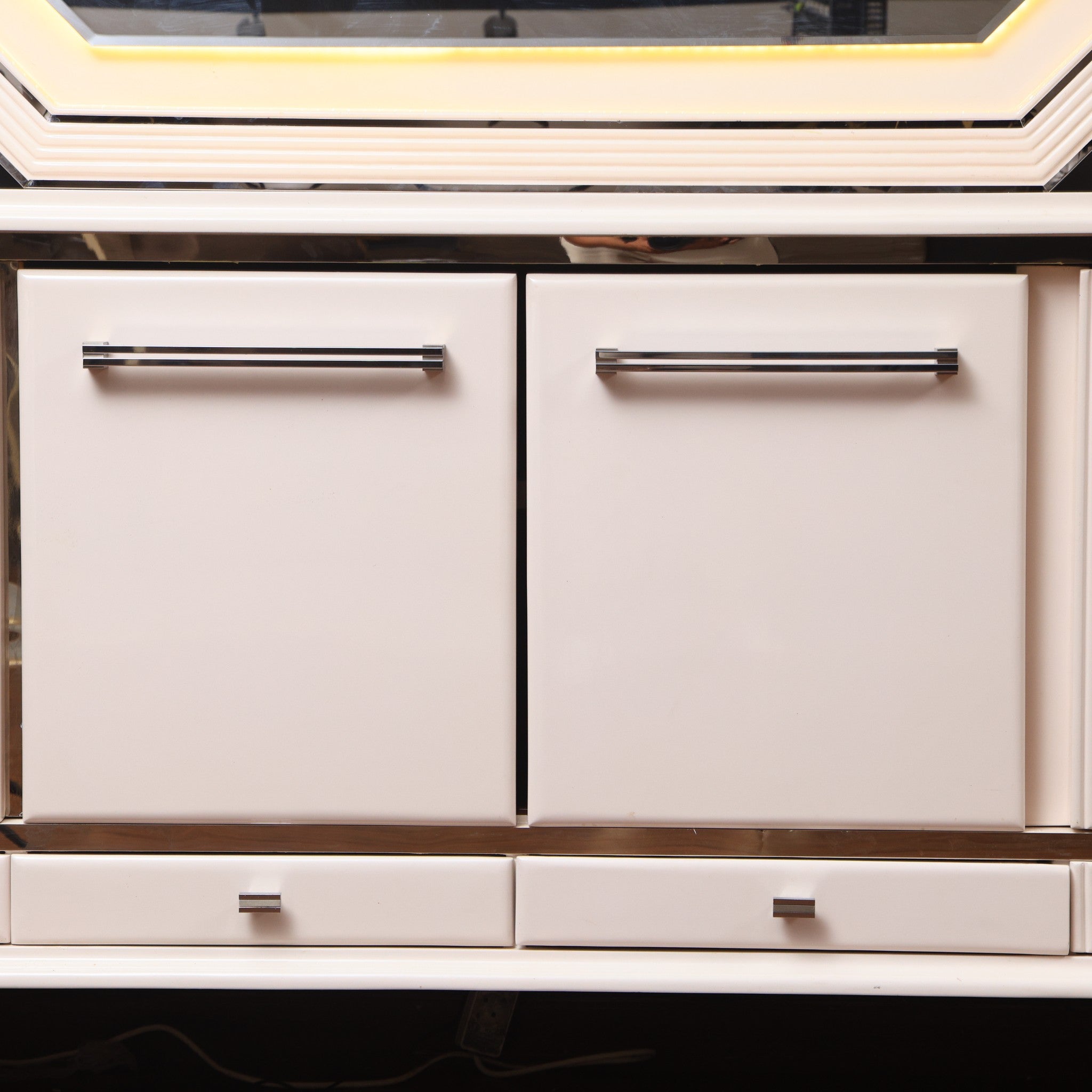 غرفة سفرة 545