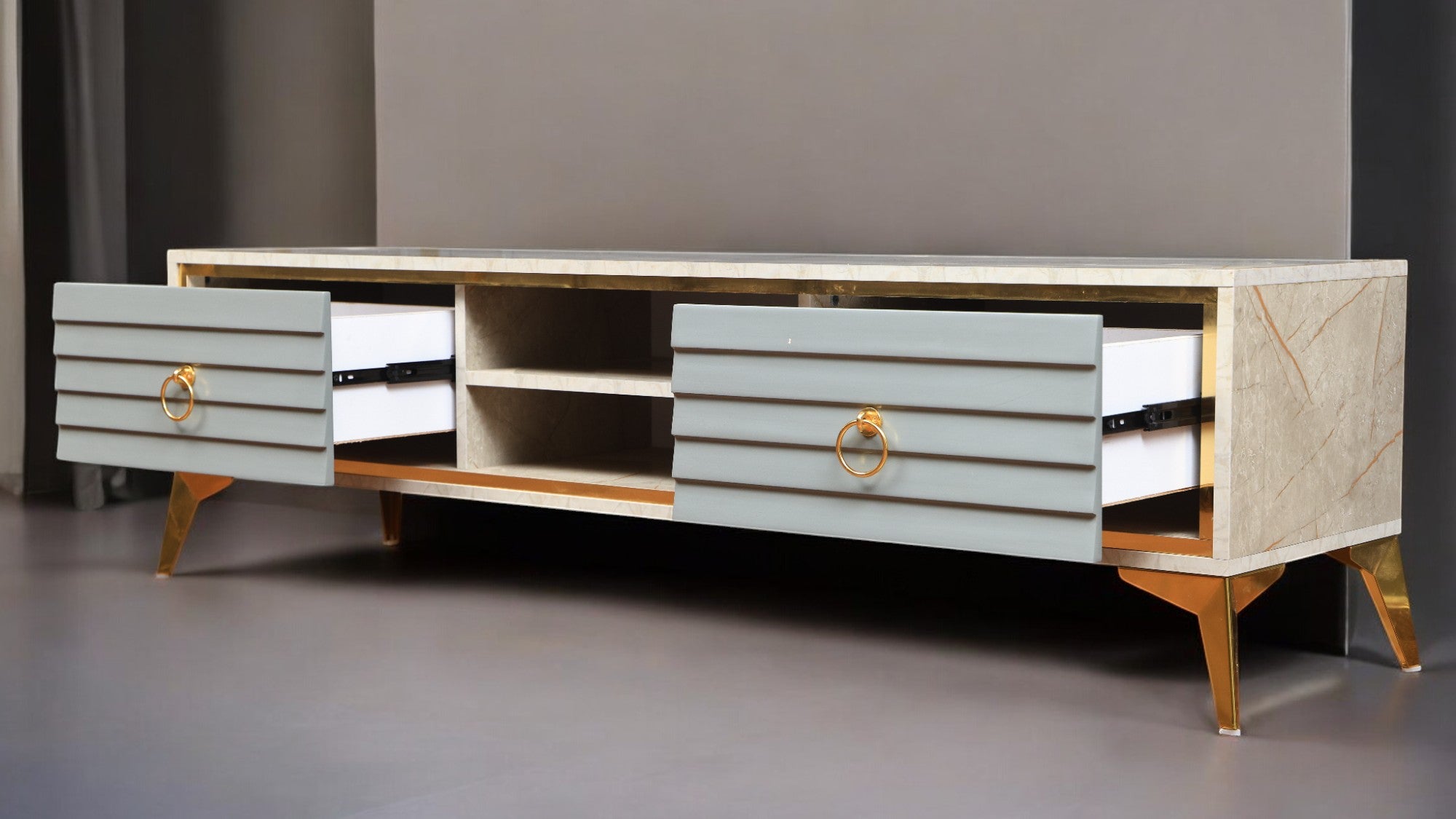 ترابيزة تليفزيون 195