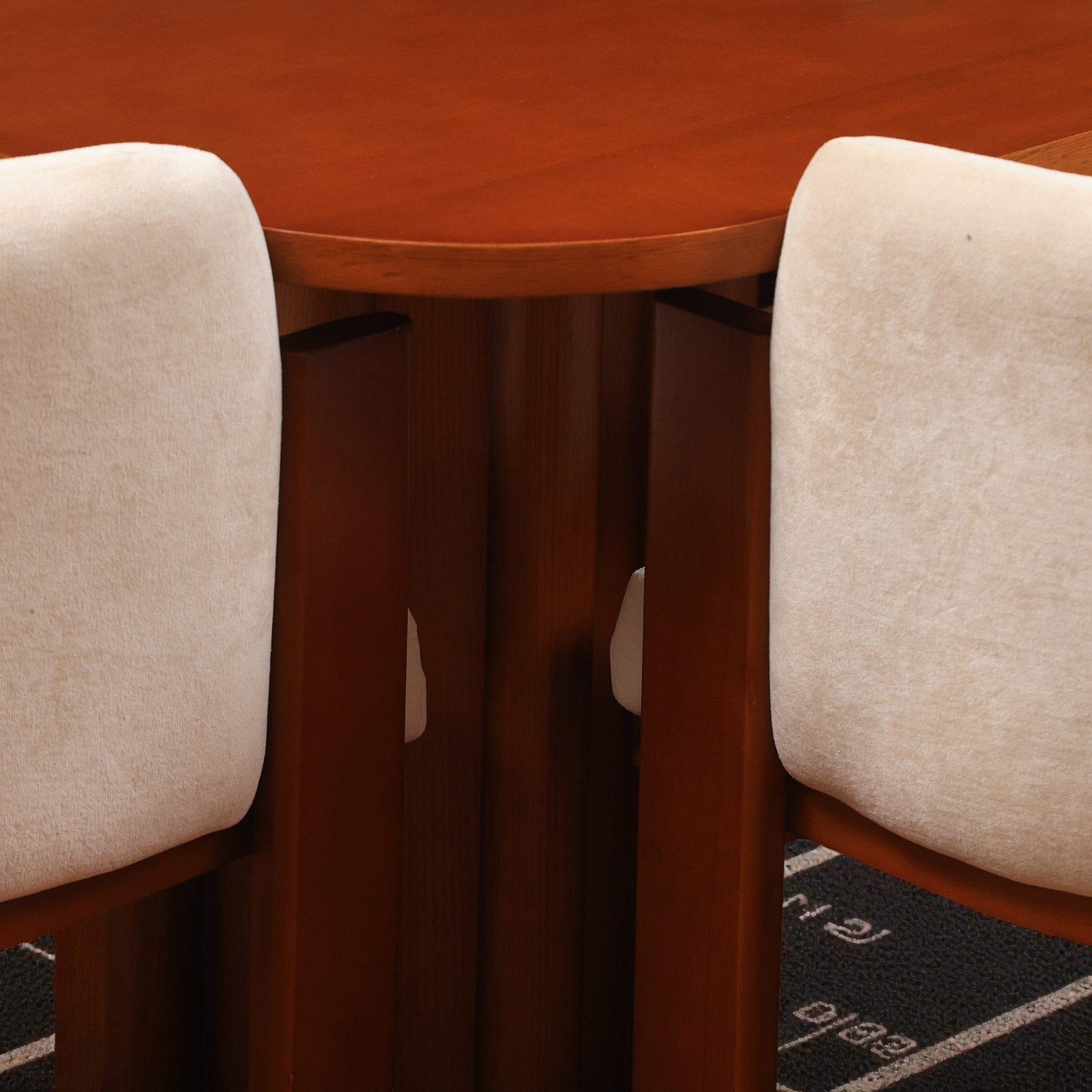 ترابيزة سفرة 664