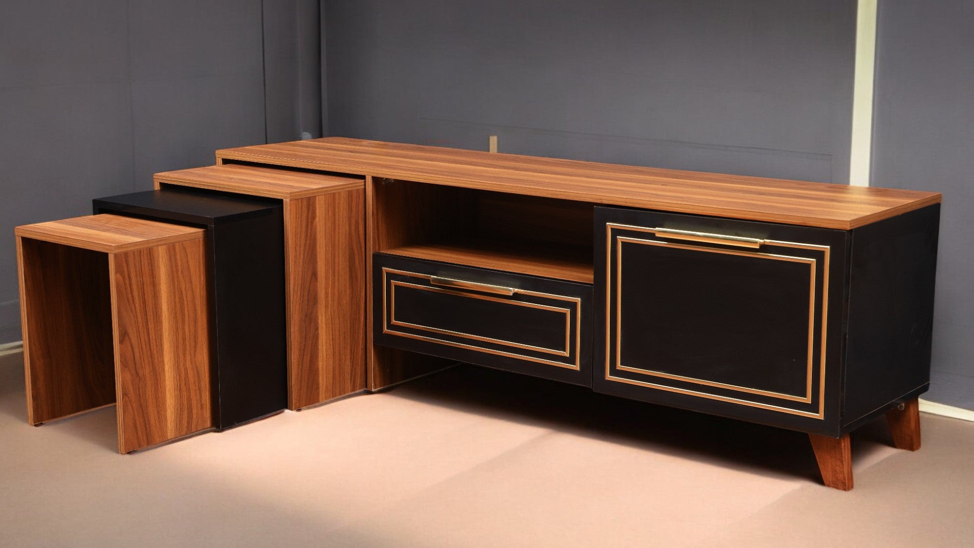 ترابيزة تليفزيون 194