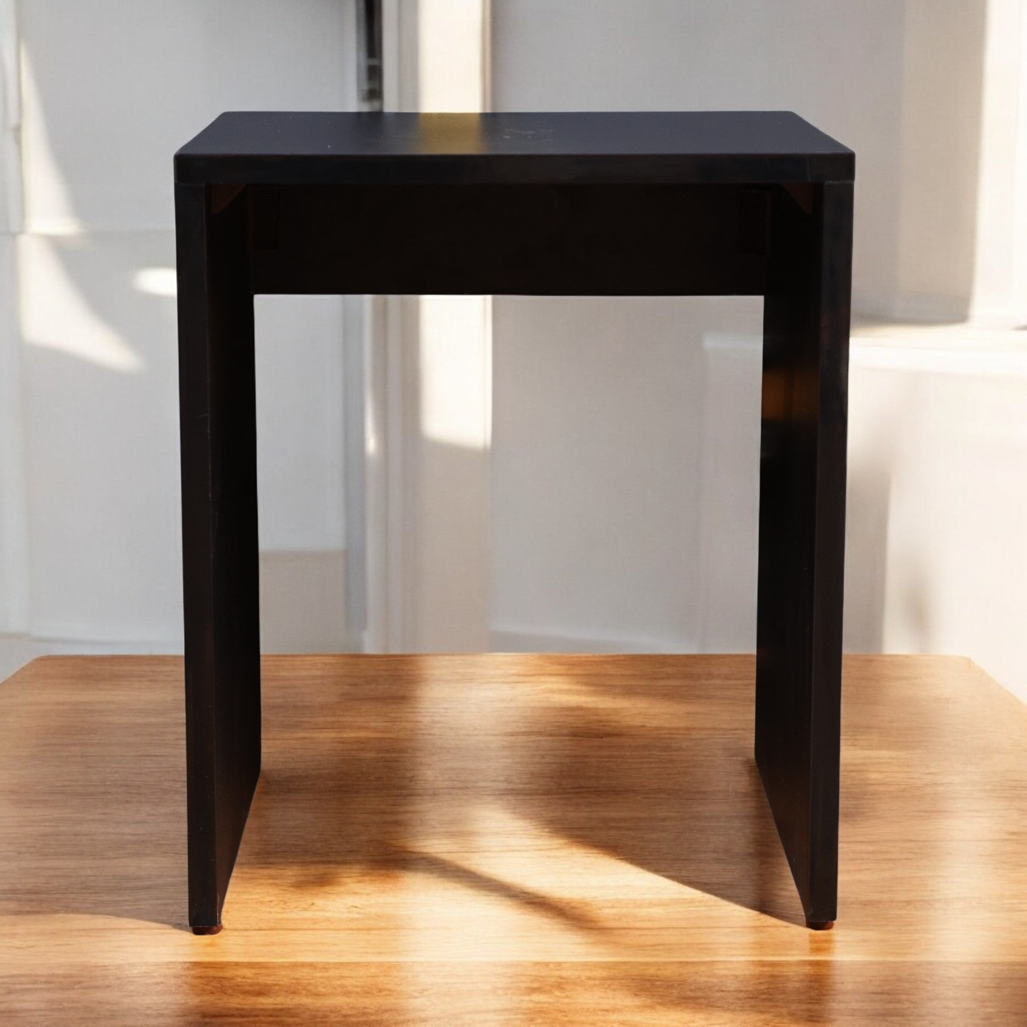 ترابيزة تليفزيون 194